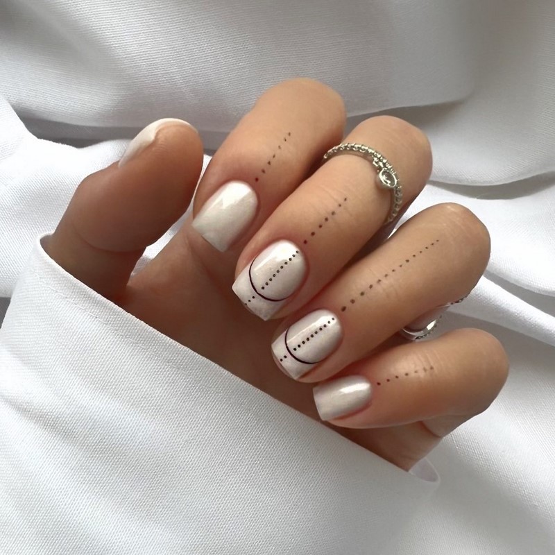 Френч-маникюр осень-зима 2026-2027 — новинки, фото