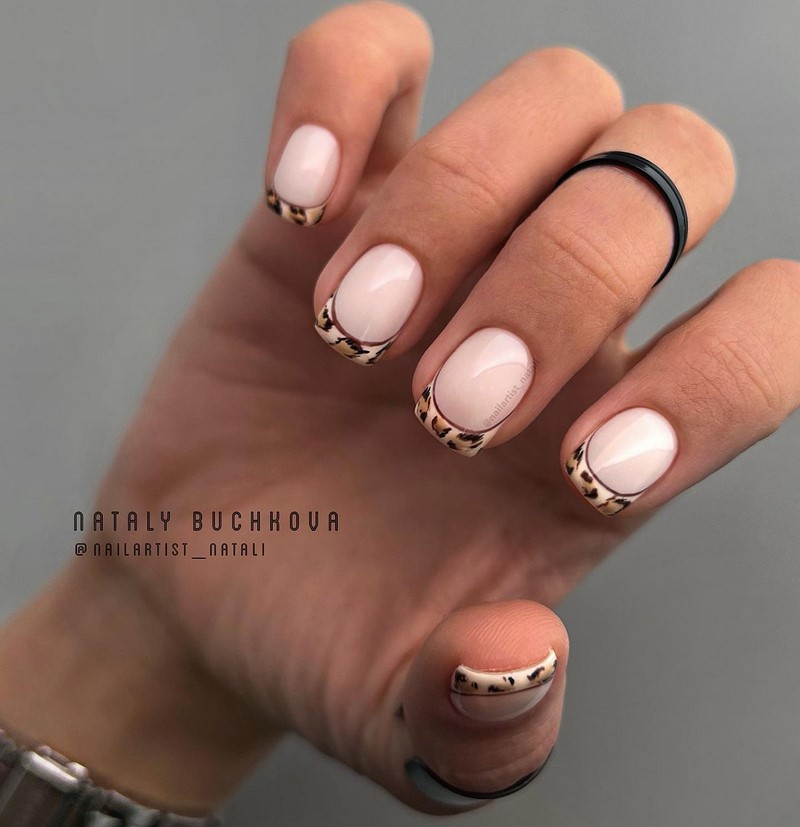Френч-маникюр осень-зима 2026-2027 — новинки, фото