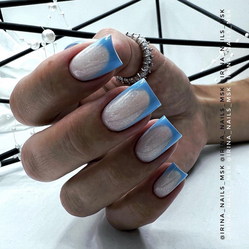 Френч-маникюр осень-зима 2026-2027 — новинки, фото