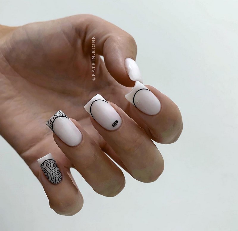 Френч-маникюр осень-зима 2026-2027 — новинки, фото