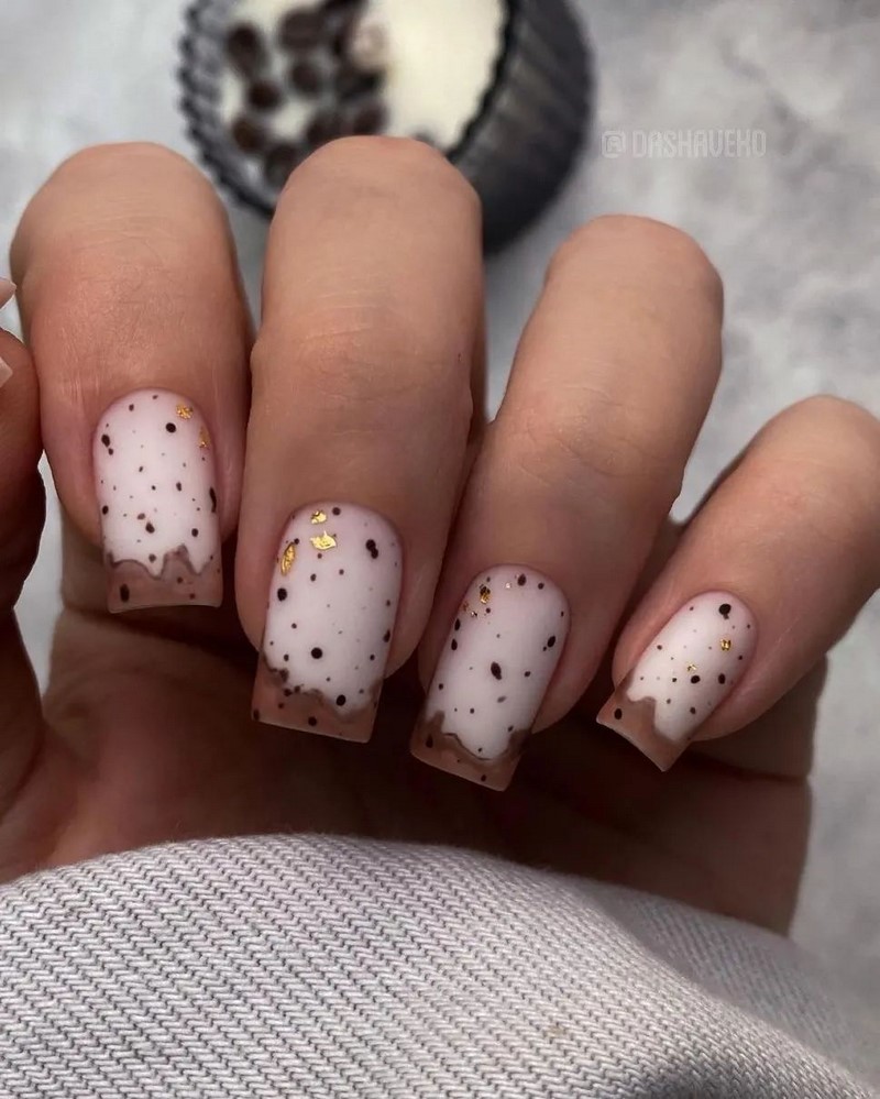 Френч-маникюр осень-зима 2026-2027 — новинки, фото