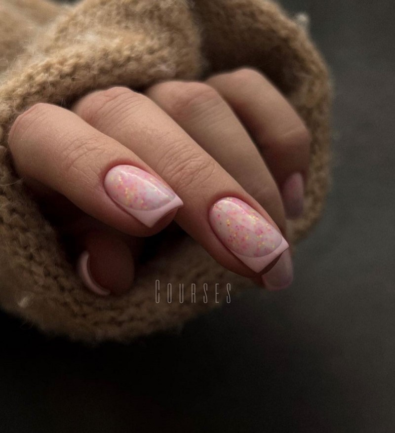 Френч-маникюр осень-зима 2026-2027 — новинки, фото