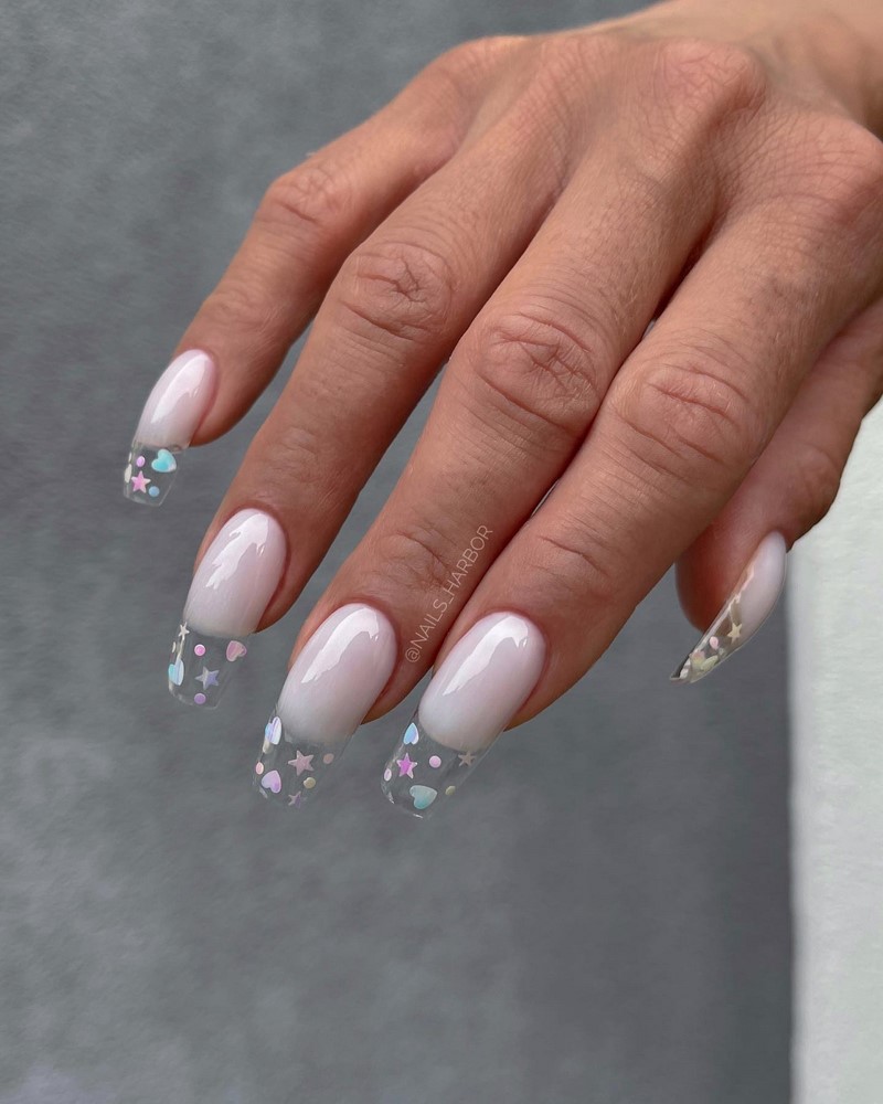 Френч-маникюр осень-зима 2026-2027 — новинки, фото