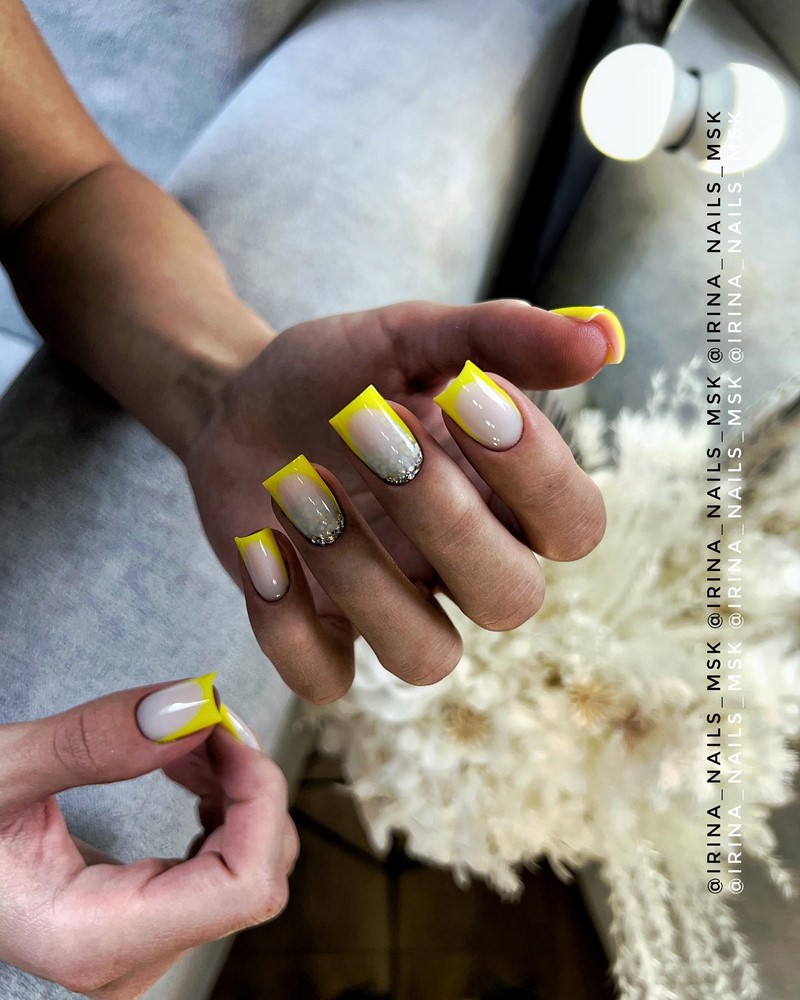 Френч-маникюр осень-зима 2026-2027 — новинки, фото