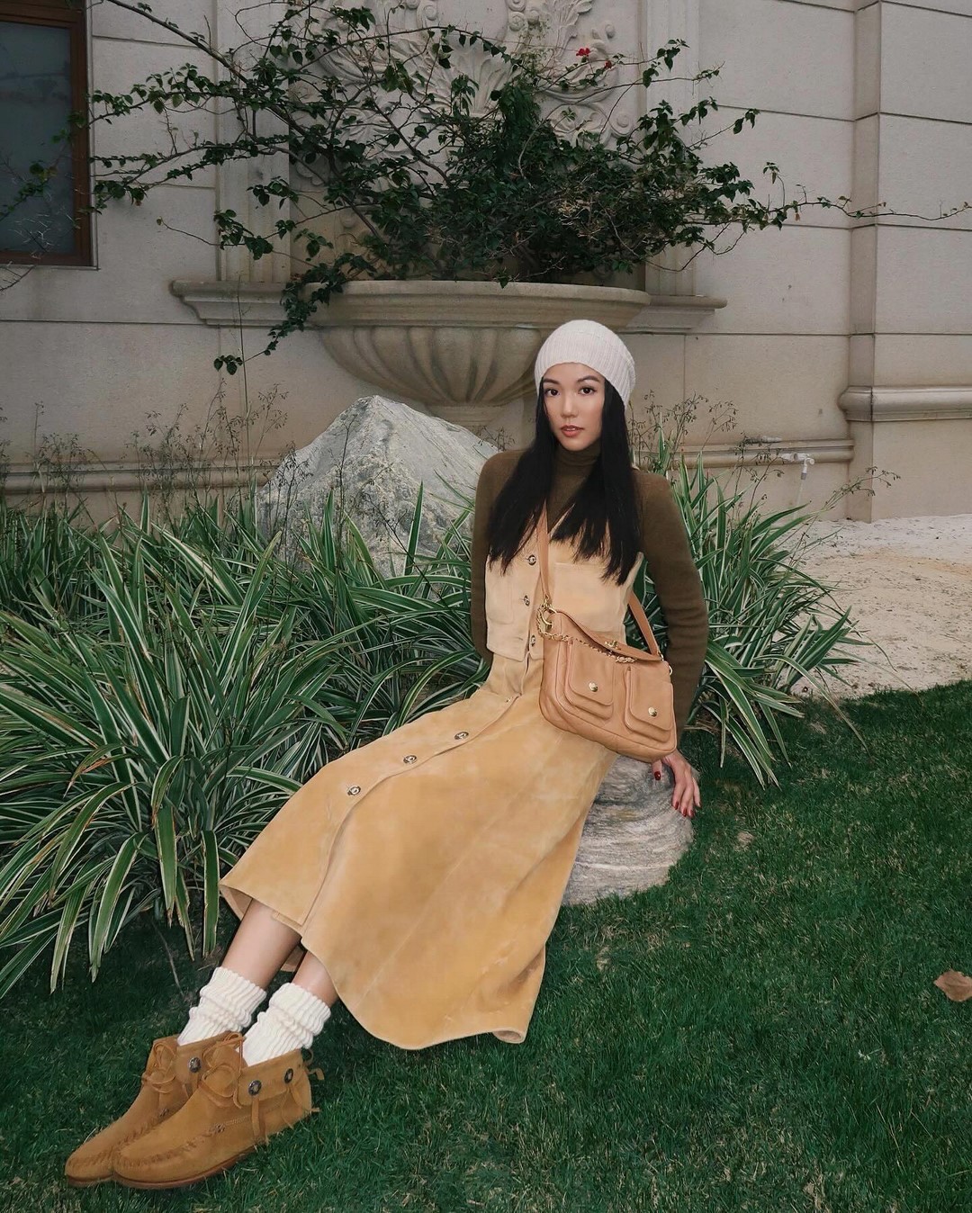 Новинки одежды осень-зима 2026-2027: список трендов и тенденций на фото