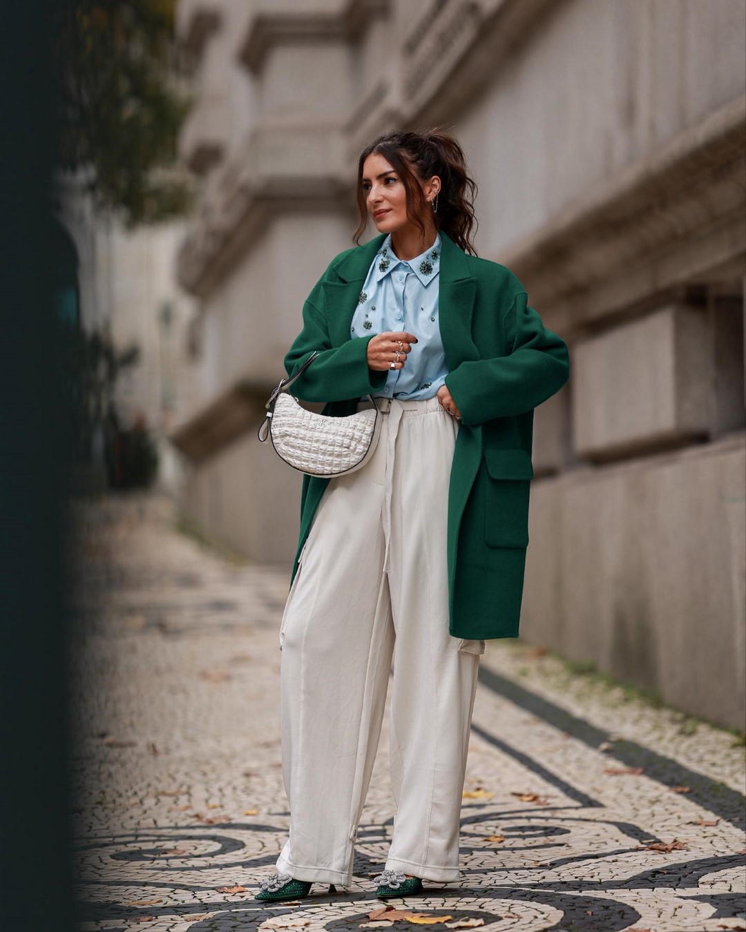 Новинки одежды осень-зима 2026-2027: список трендов и тенденций на фото