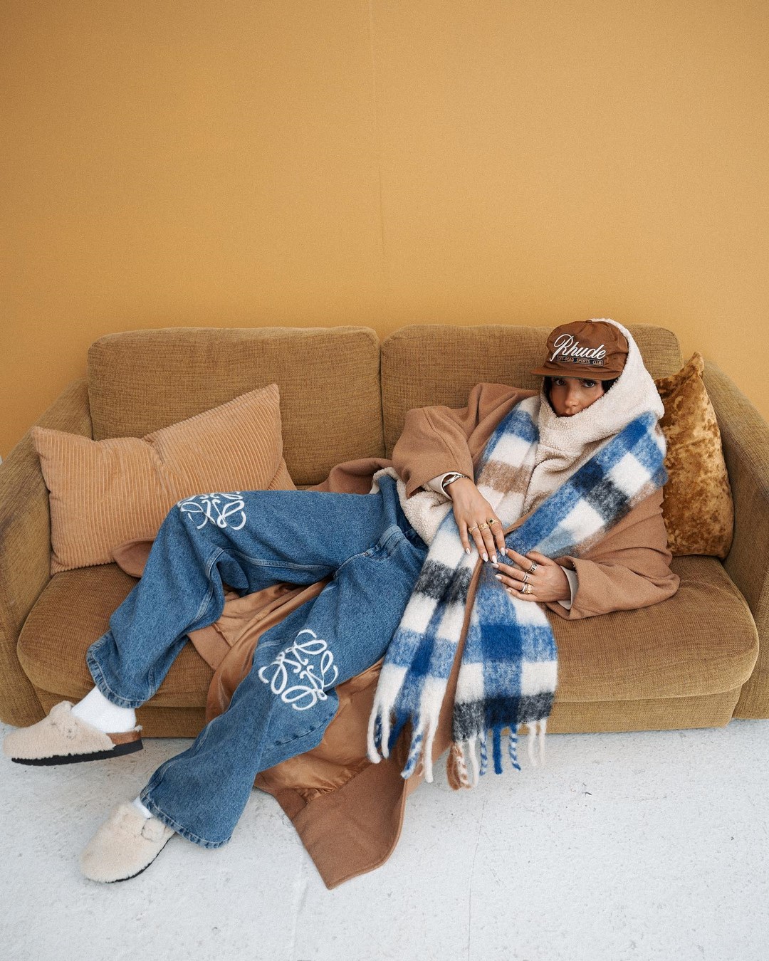 Новинки одежды осень-зима 2026-2027: список трендов и тенденций на фото