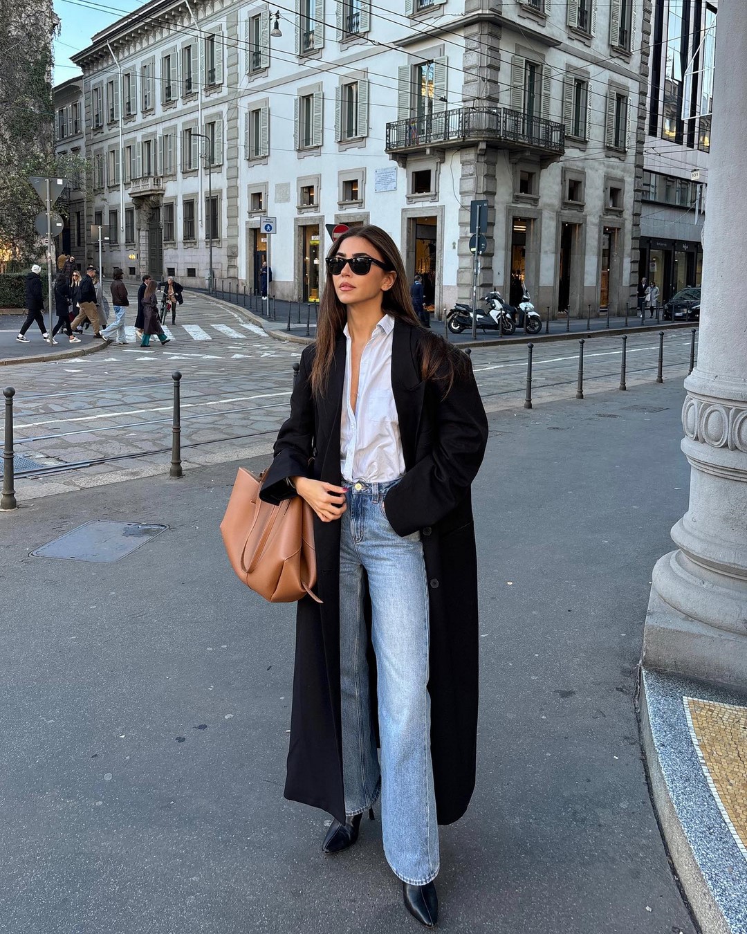 Новинки одежды осень-зима 2026-2027: список трендов и тенденций на фото