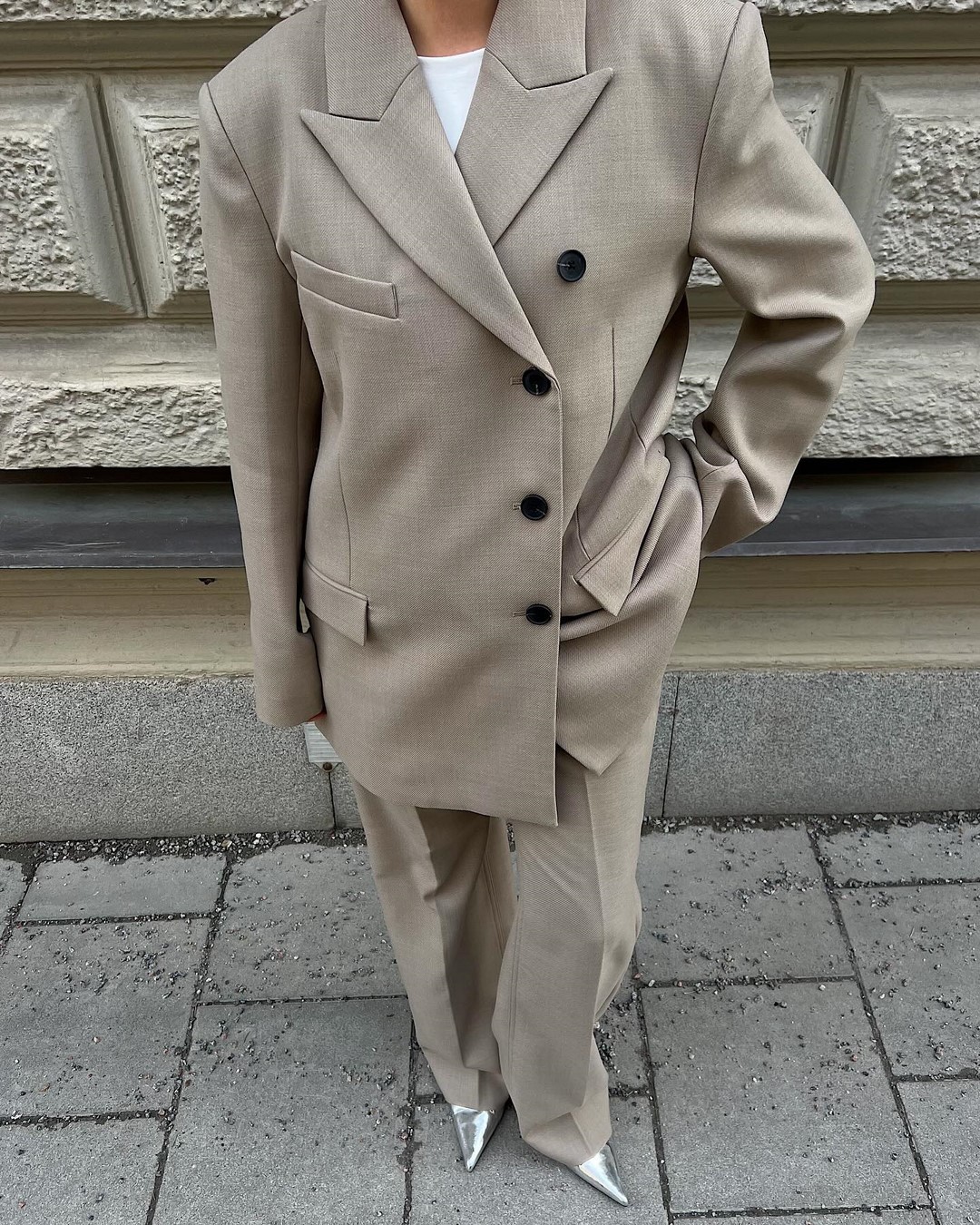 Новинки одежды осень-зима 2026-2027: список трендов и тенденций на фото