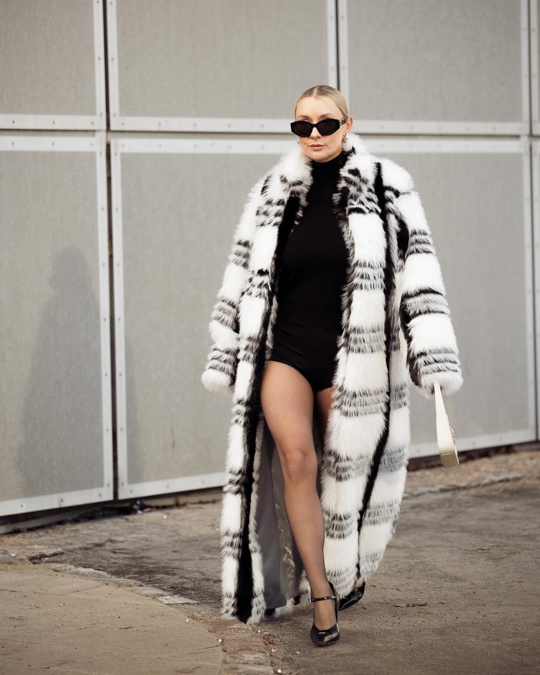 Новинки одежды осень-зима 2026-2027: список трендов и тенденций на фото