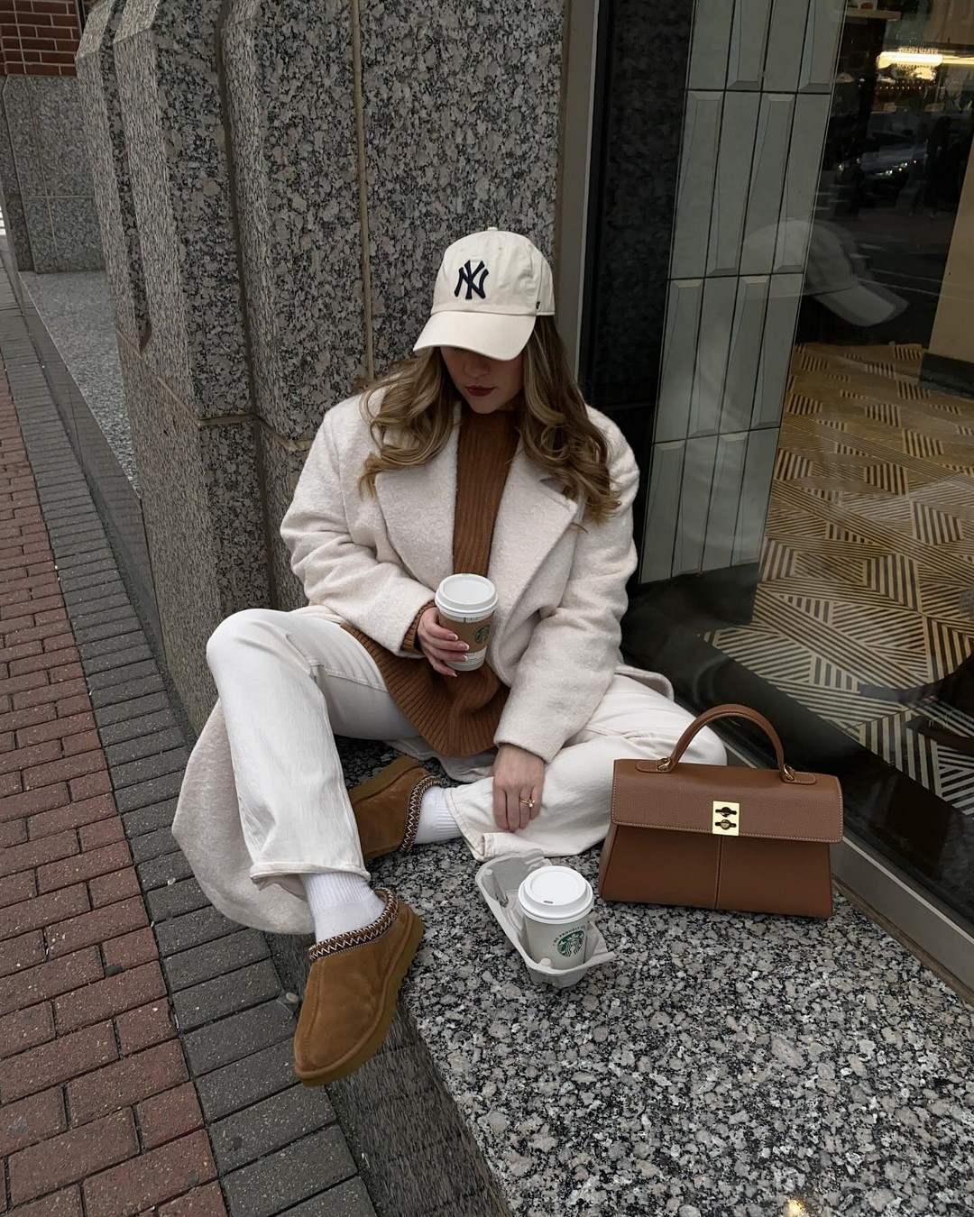 Новинки одежды осень-зима 2026-2027: список трендов и тенденций на фото