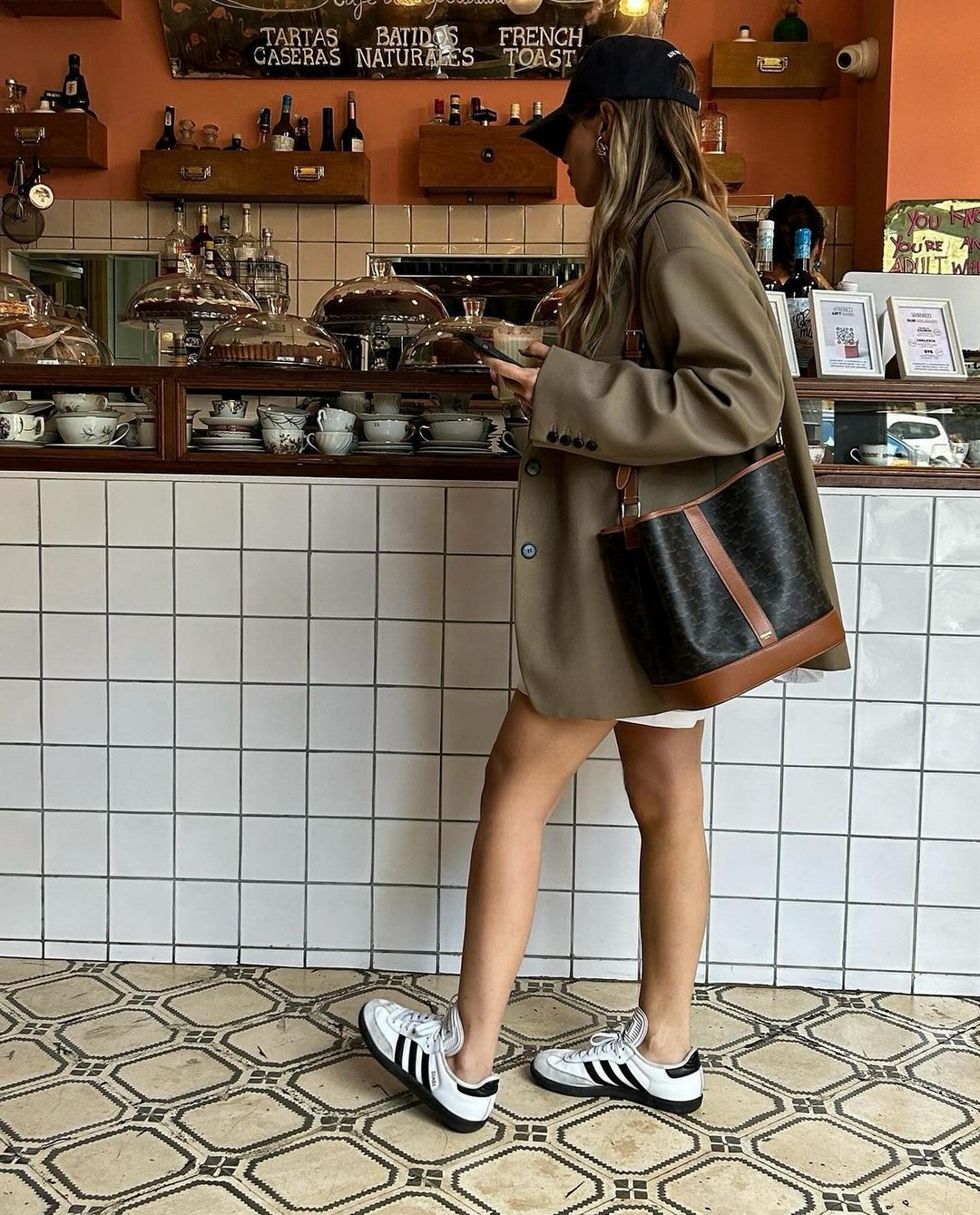 Женский пиджак осень-зима 2026-2027 – модели, образы, тренды