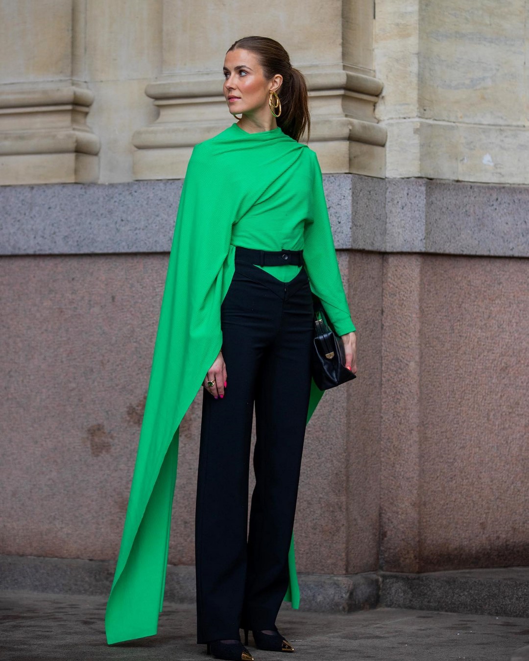 Трендовые брюки осень-зима 2026-2027 — главные новинки