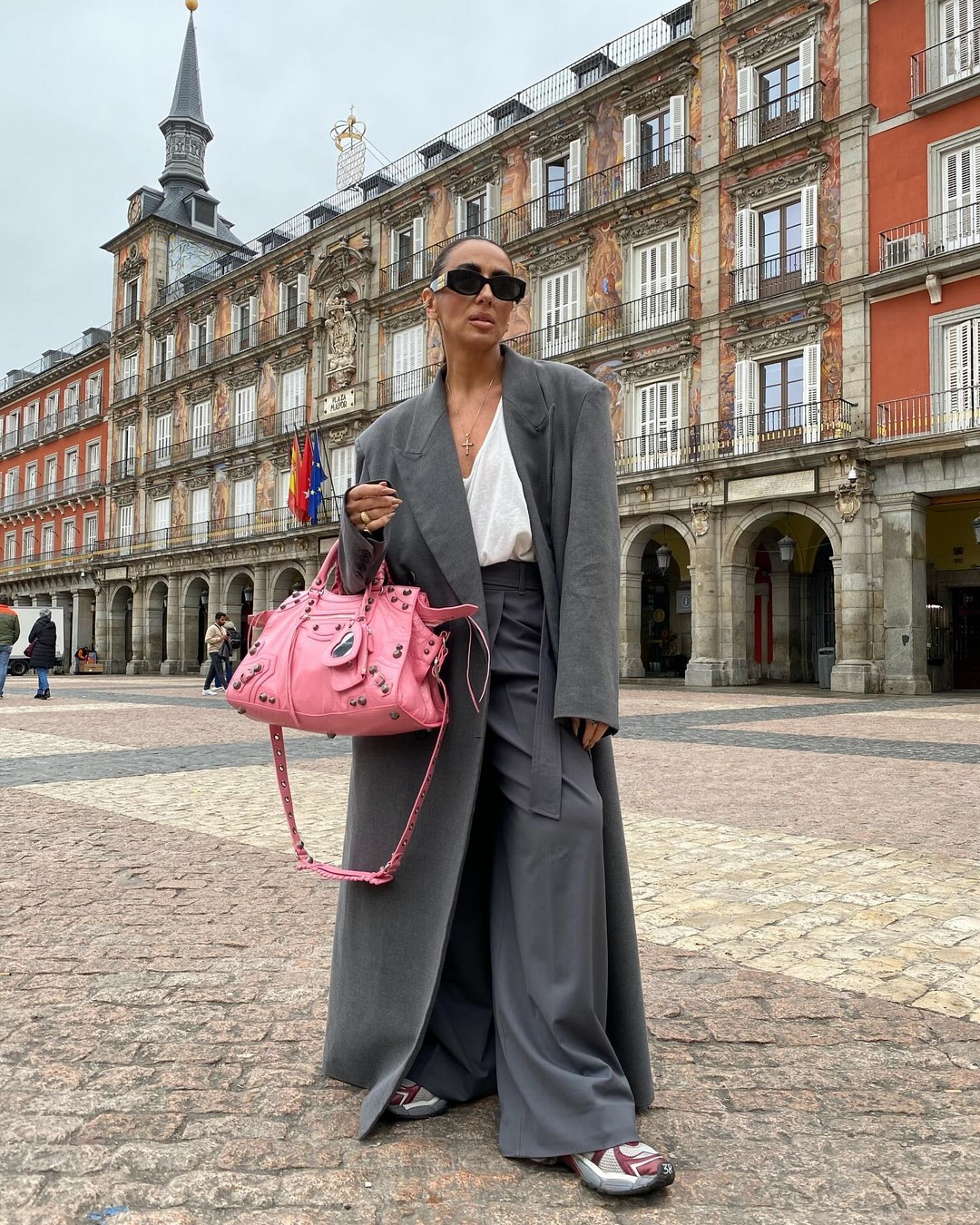 Трендовые брюки осень-зима 2026-2027 — главные новинки