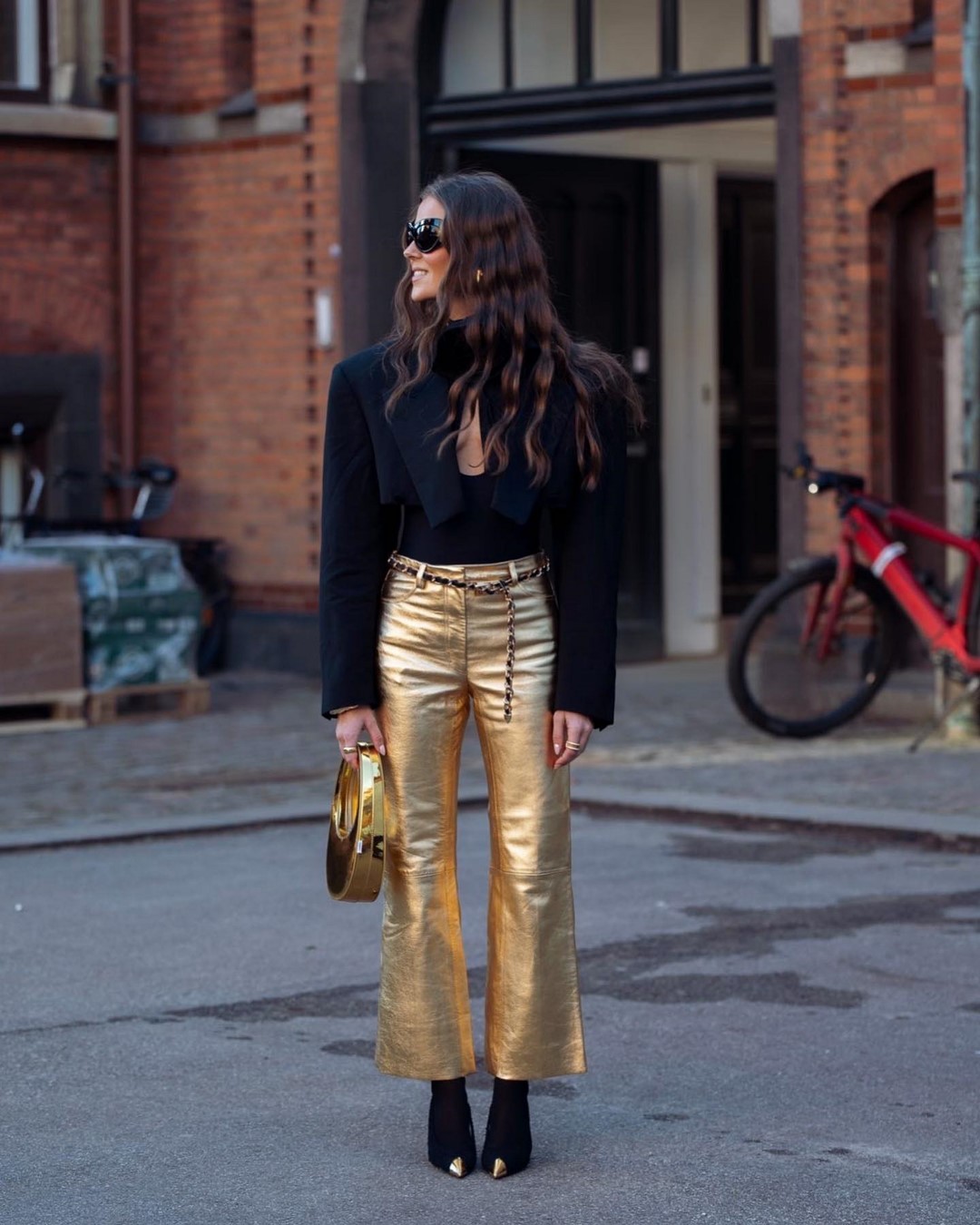 Трендовые брюки осень-зима 2026-2027 — главные новинки