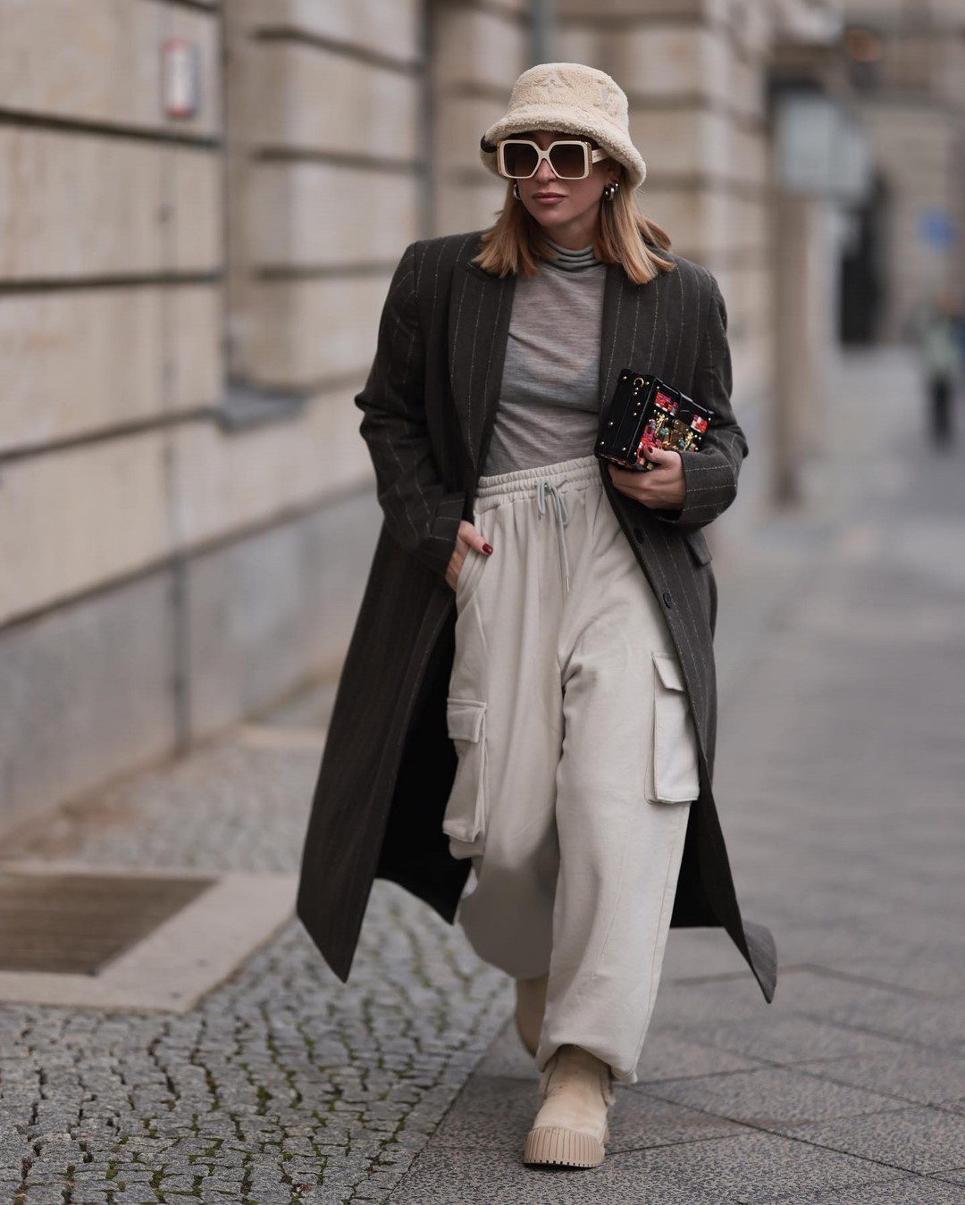 Трендовые брюки осень-зима 2026-2027 — главные новинки