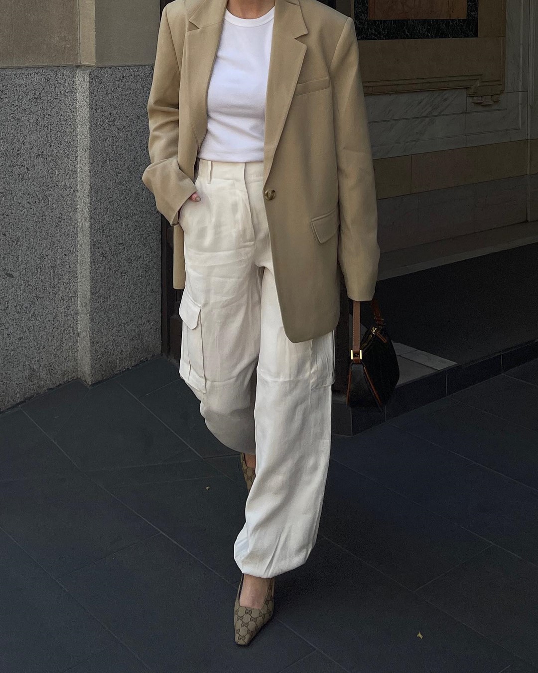 Трендовые брюки осень-зима 2026-2027 — главные новинки