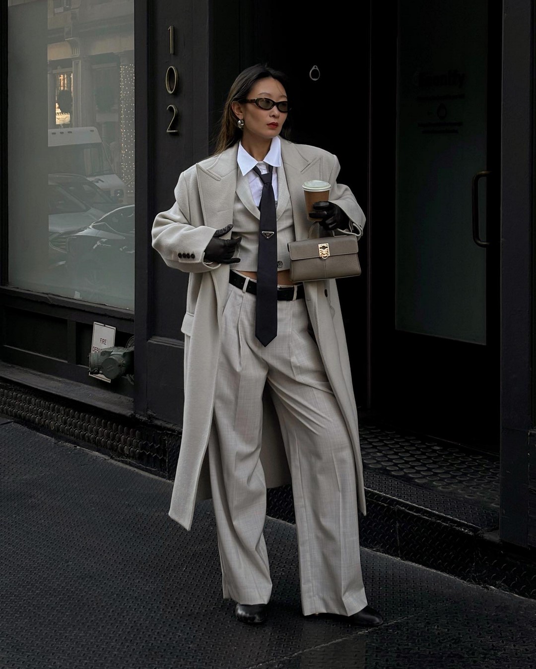 Трендовые брюки осень-зима 2026-2027 — главные новинки