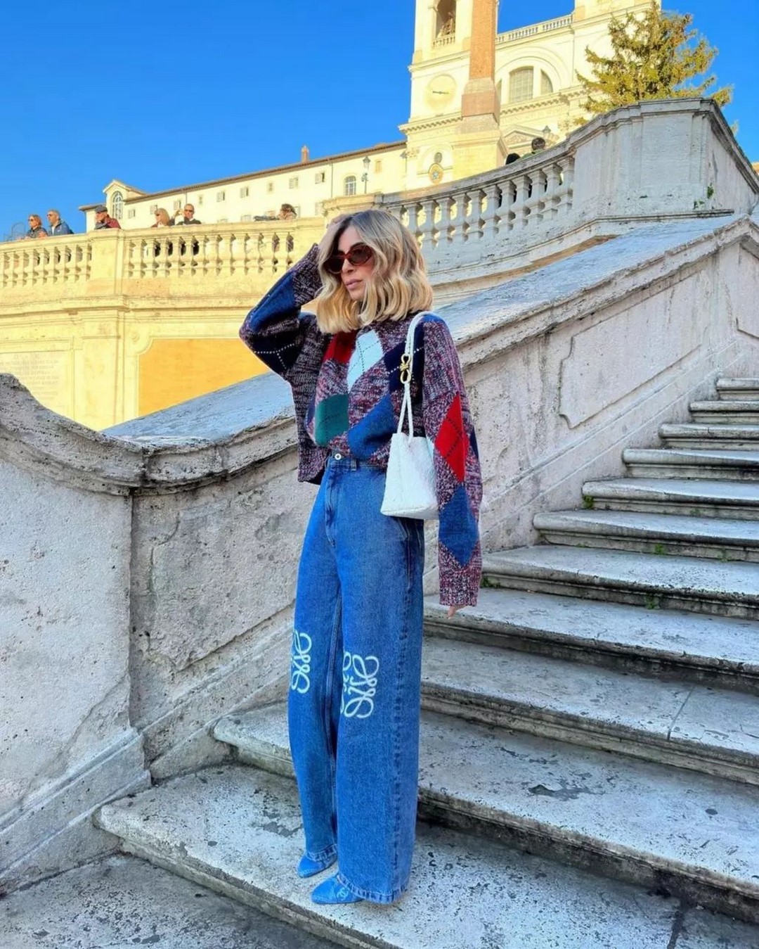 Джинсы осень-зима 2026-2027 — трендовые модели на фото