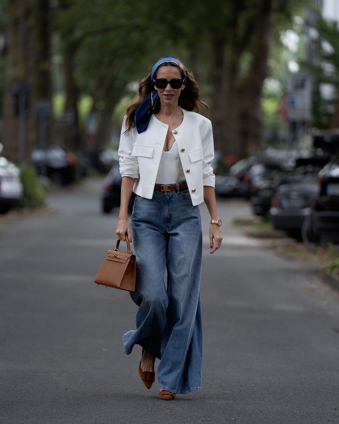 Джинсы осень-зима 2026-2027 — трендовые модели на фото