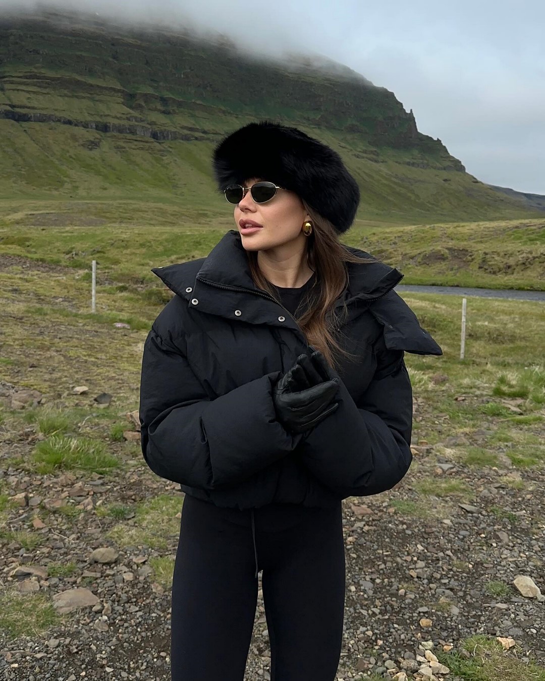 Как одеваться зимой 2026-2027: топ зимних образов на фото