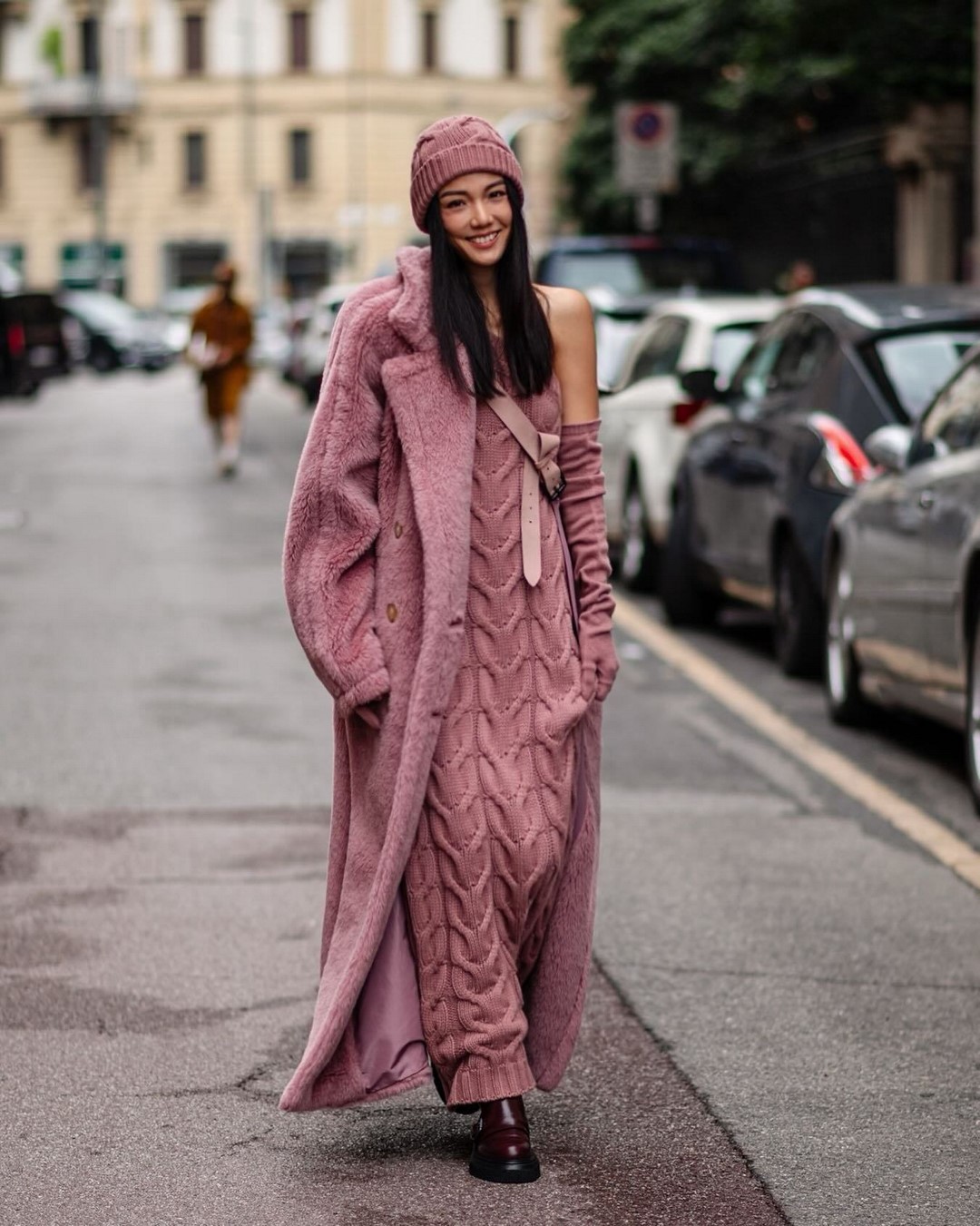 Как одеваться зимой 2026-2027: топ зимних образов на фото