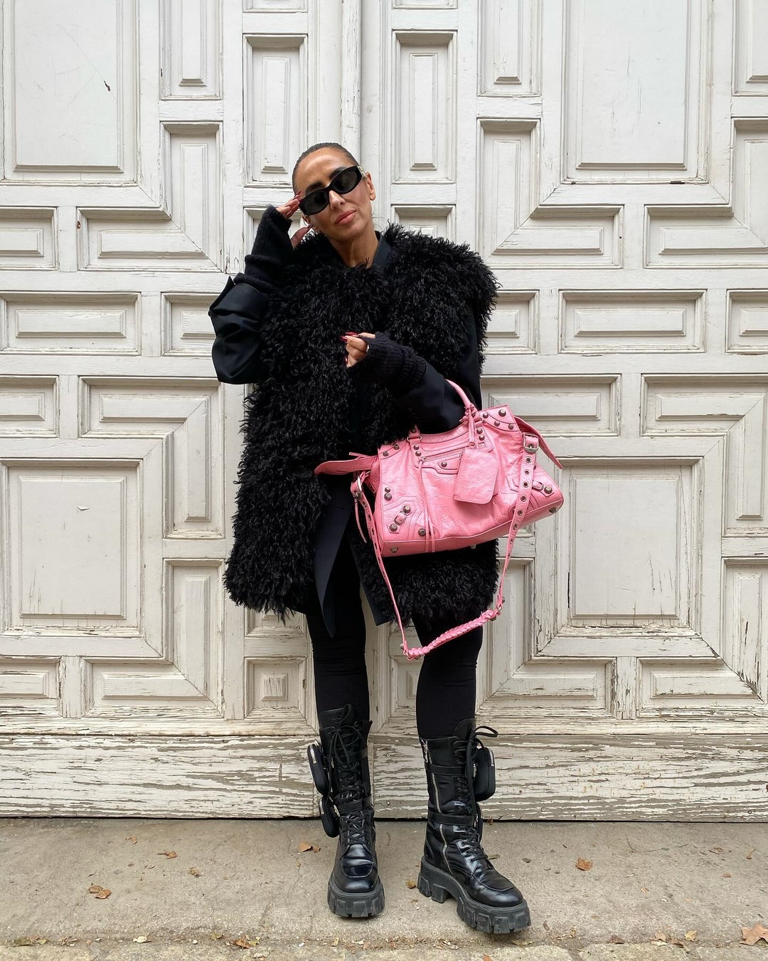 Как одеваться зимой 2026-2027: топ зимних образов на фото