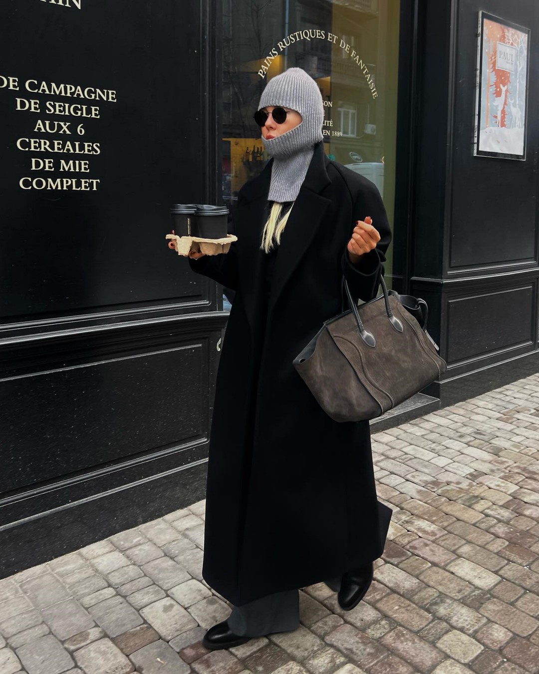 Как одеваться зимой 2026-2027: топ зимних образов на фото