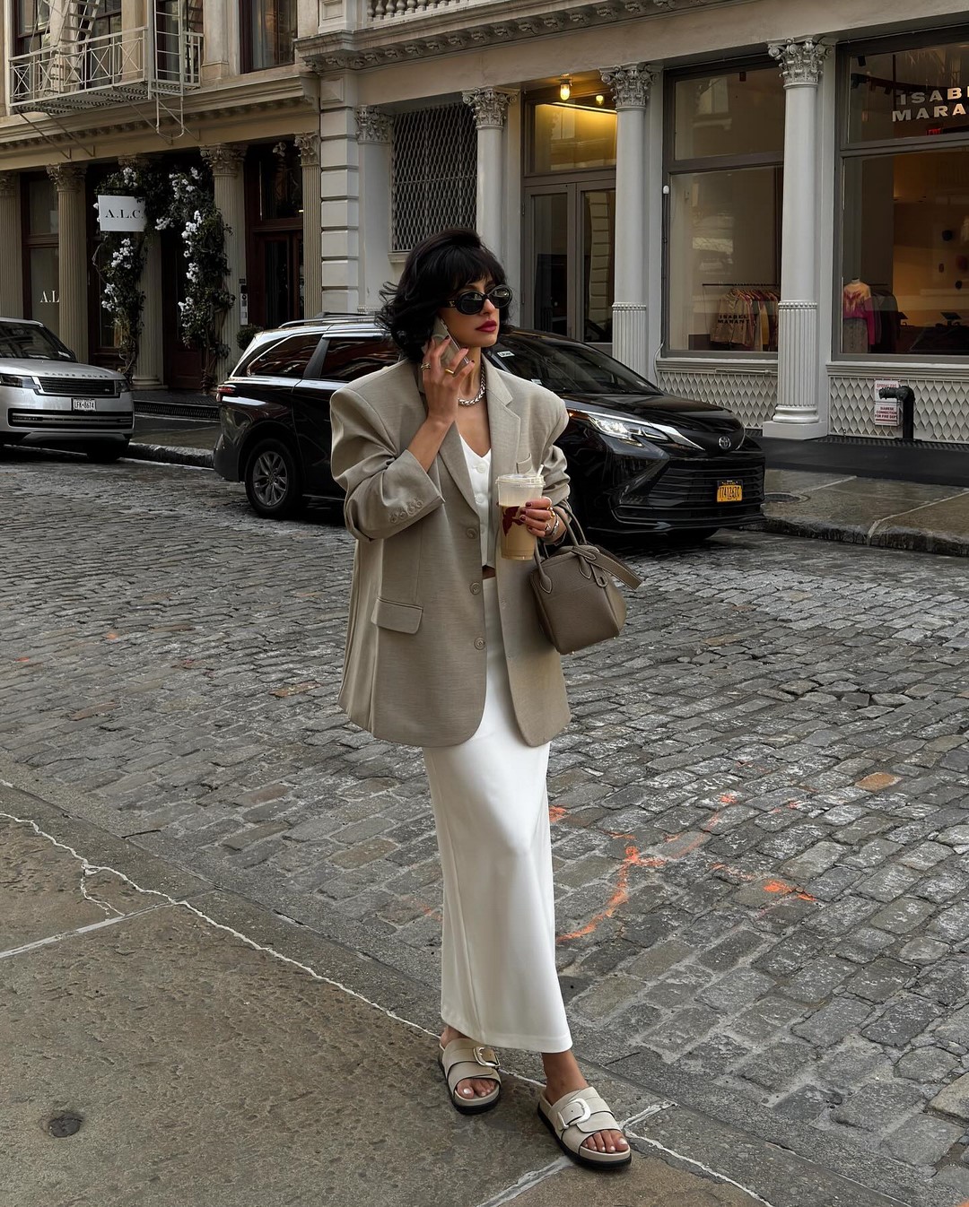 Мода на осень 2026 года: фото идеи осенних образов