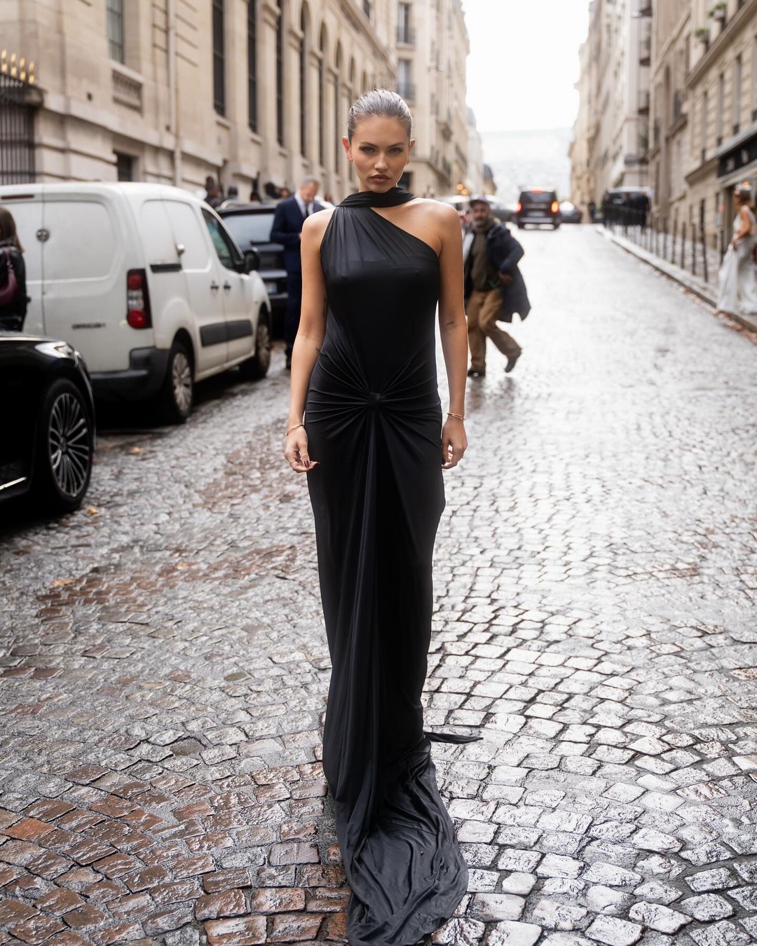 Модные платья осень-зима 2026-2027: тренды, новинки, фасоны