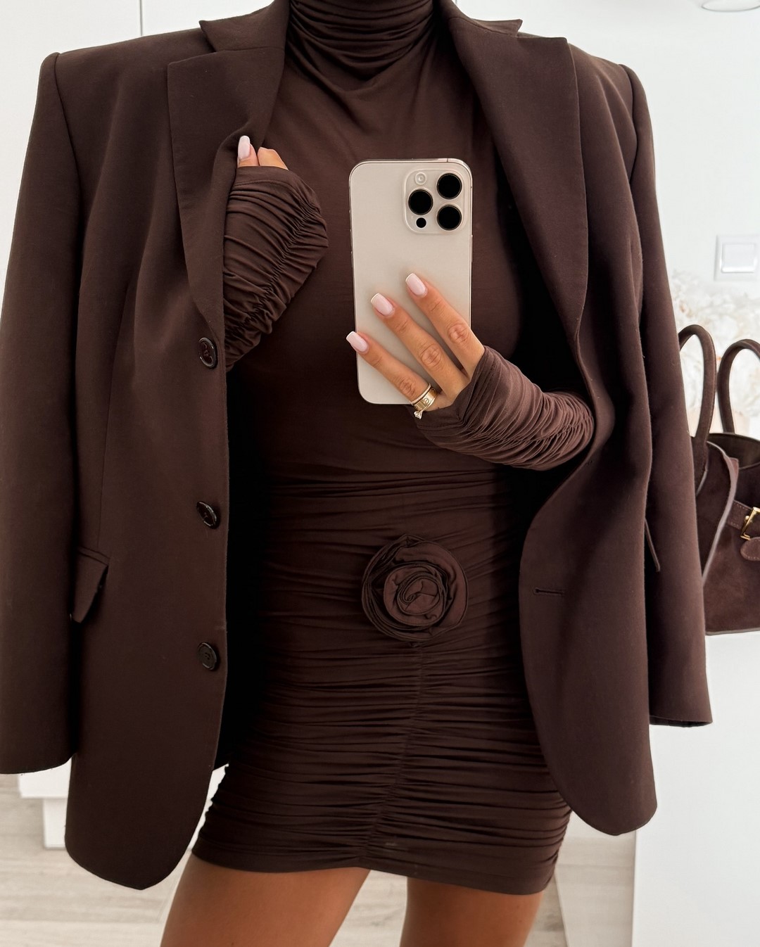 Модные платья осень-зима 2026-2027: тренды, новинки, фасоны