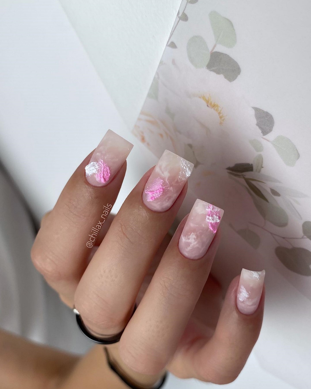 Трендовый маникюр 2026 – модные идеи