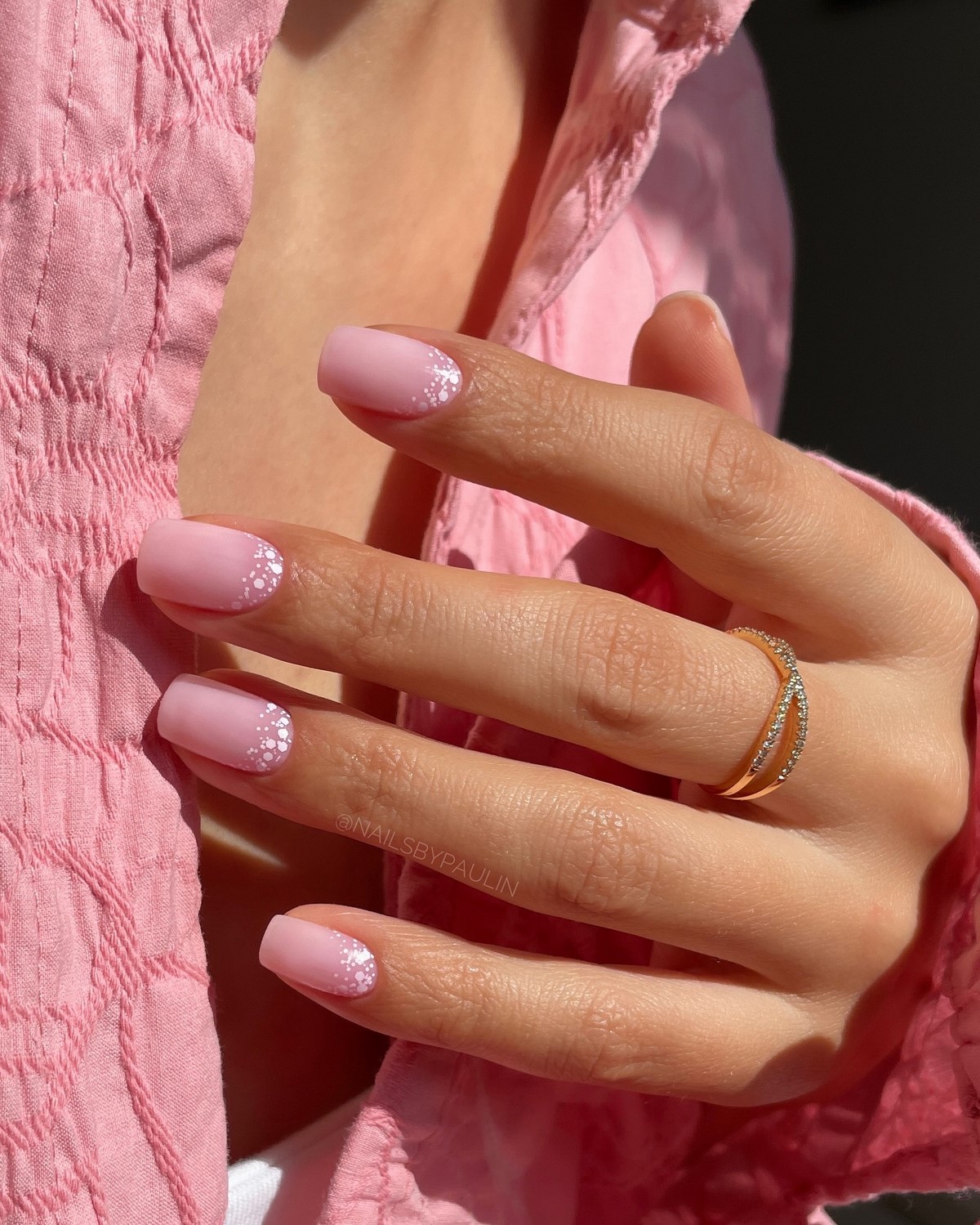 Весенний маникюр 2026: тренды мая