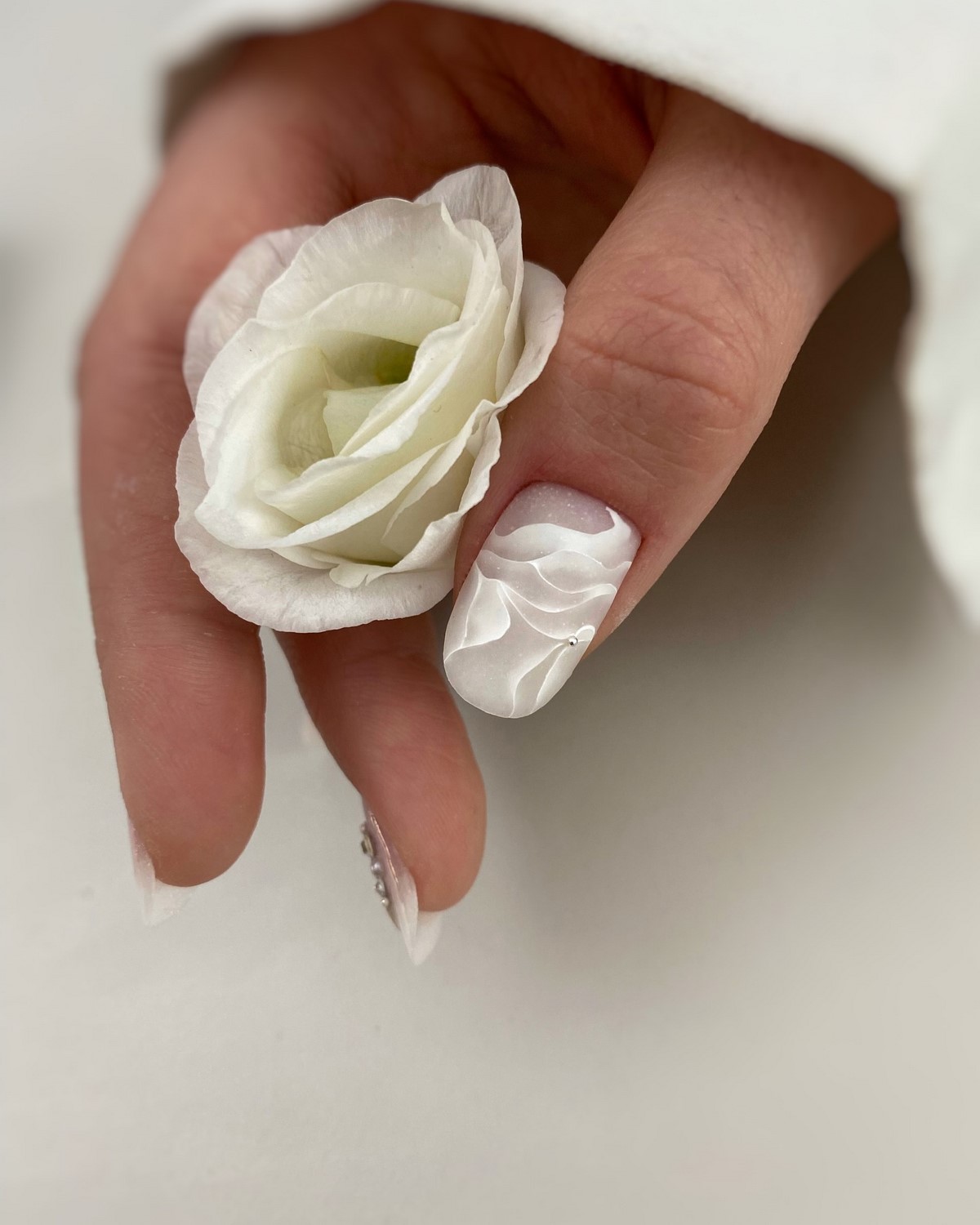 Весенний маникюр 2026: тренды мая