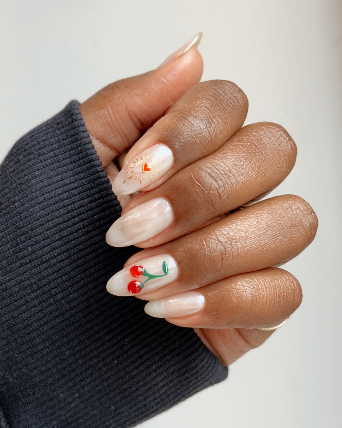 Весенний маникюр 2026: тренды мая