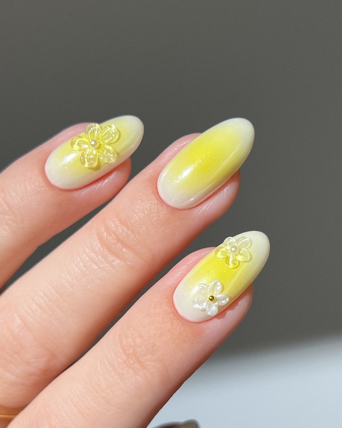 Весенний маникюр 2026: тренды мая