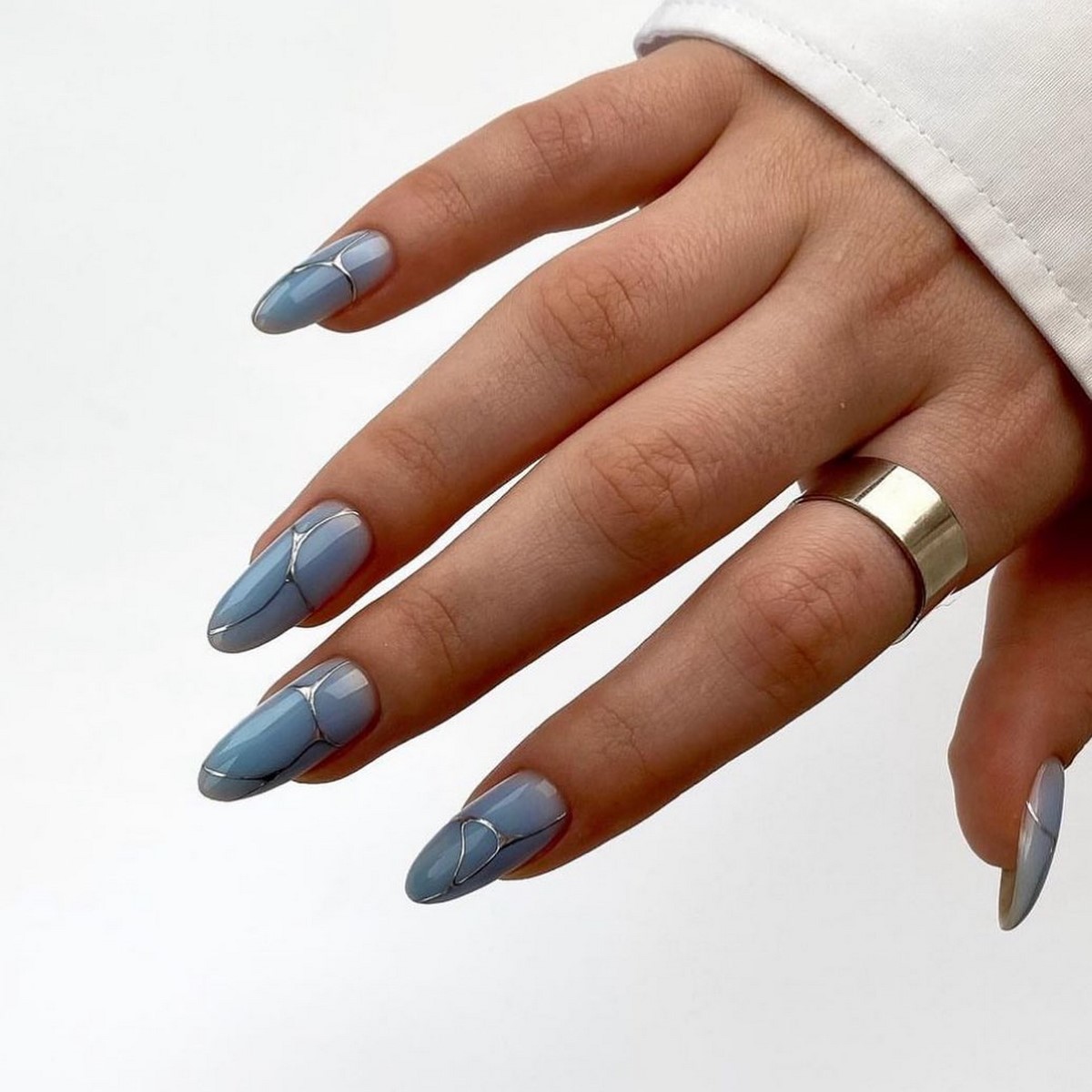 Весенний маникюр 2026: тренды мая