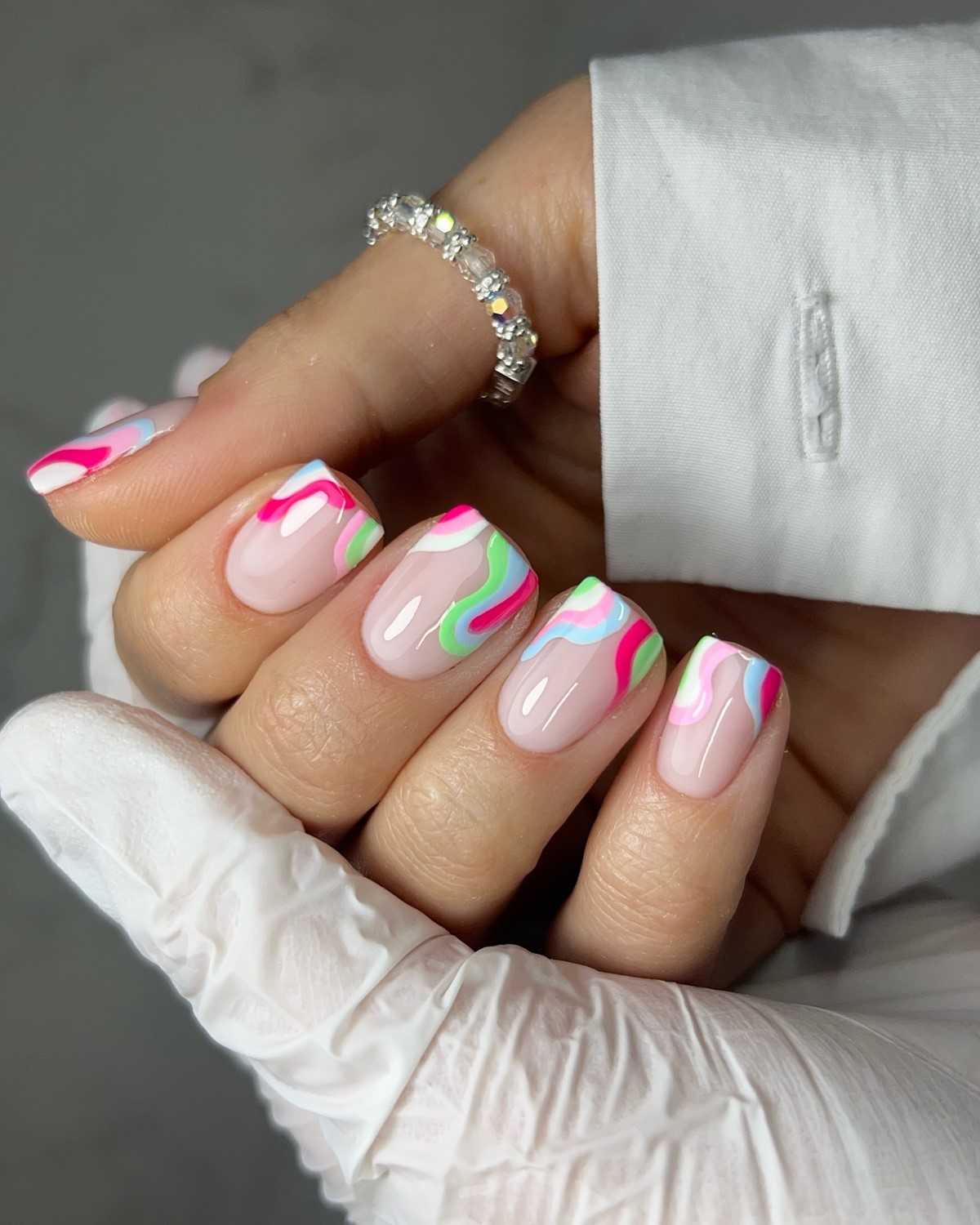 Весенний маникюр 2026: тренды мая