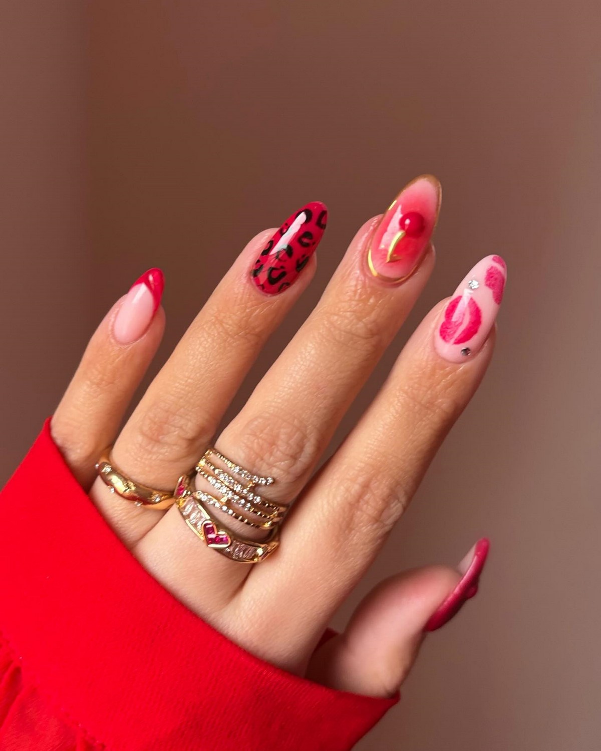 Весенний маникюр 2026: тренды мая