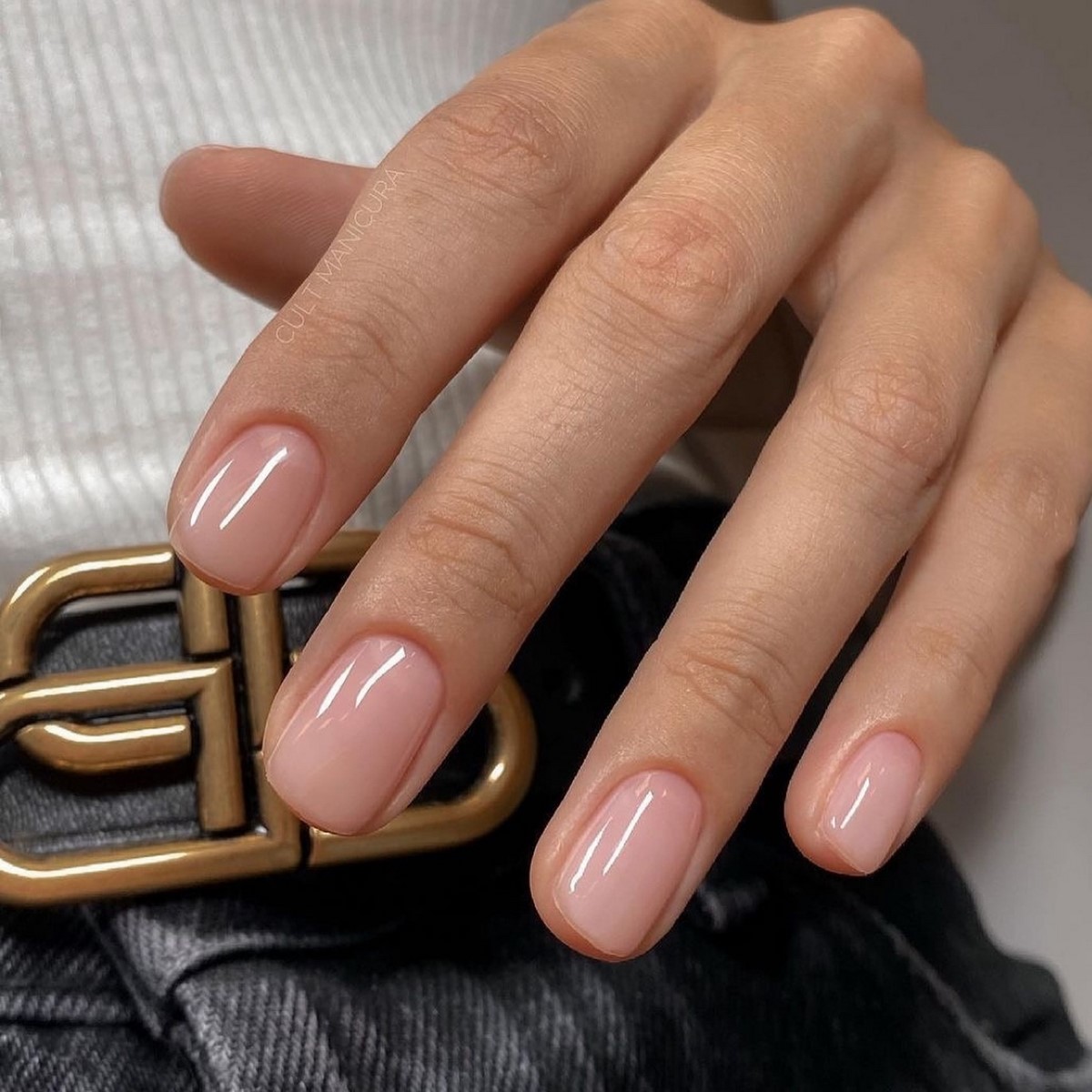 Весенний маникюр 2026: тренды мая