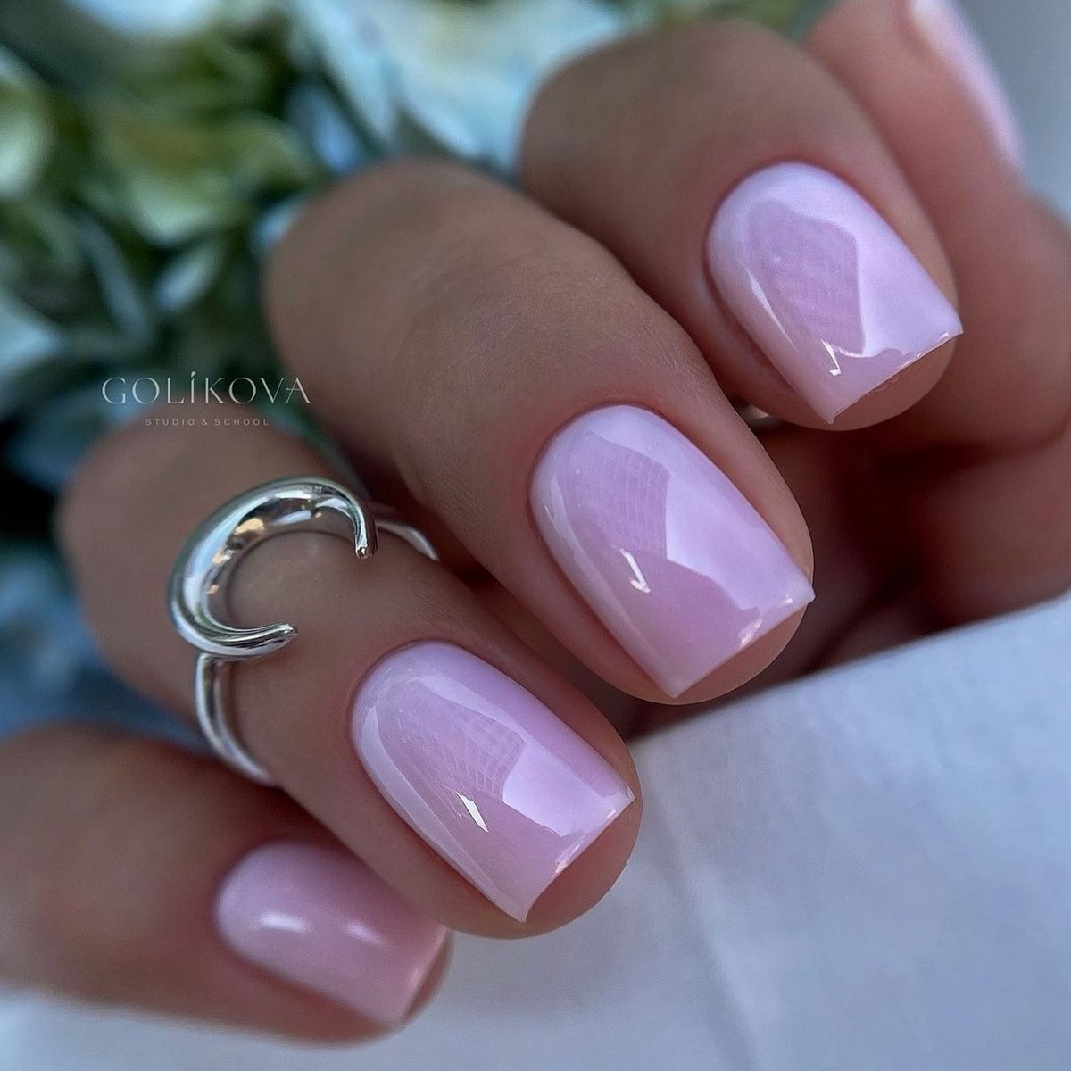 Весенний маникюр 2026: тренды мая