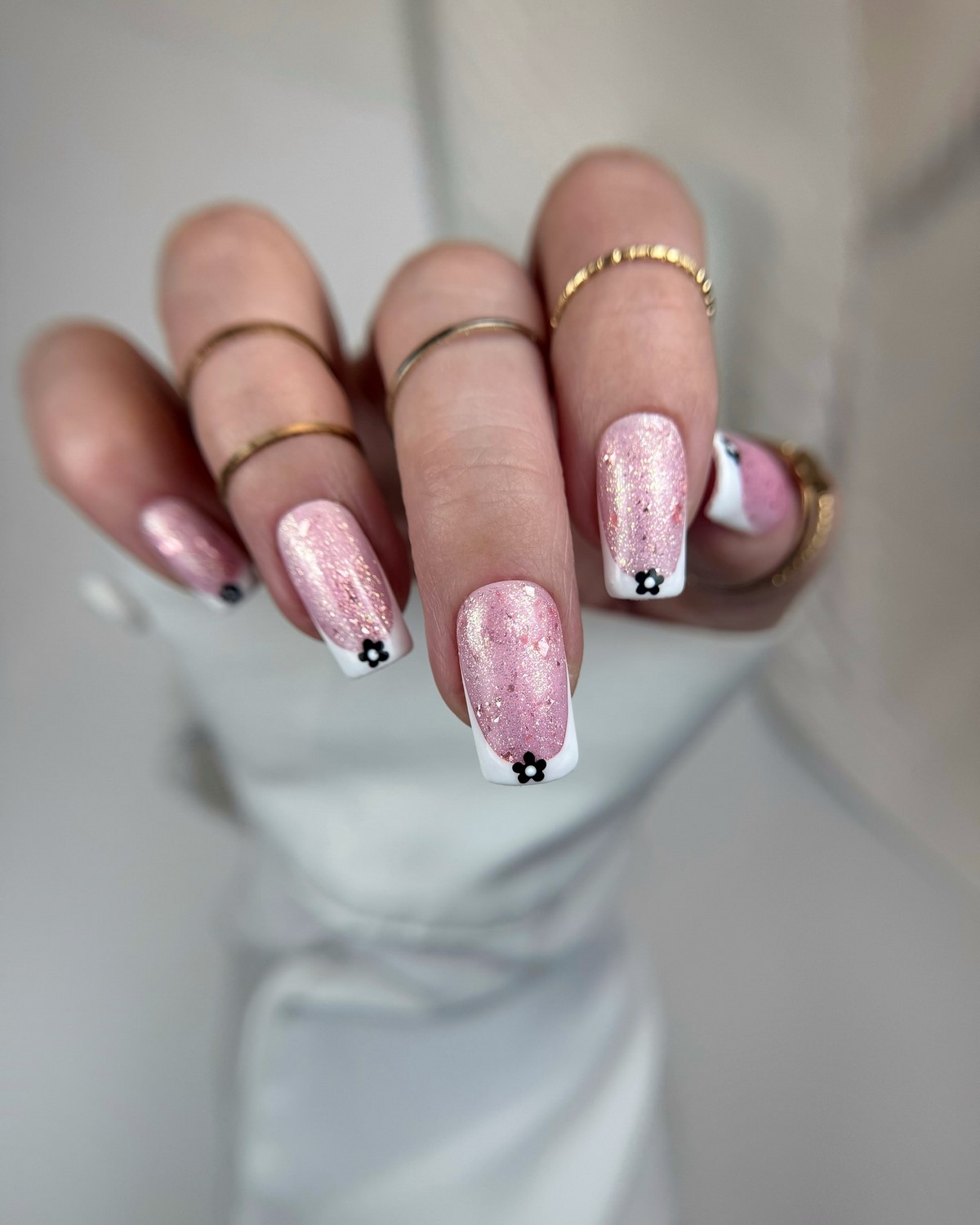 Весенний маникюр 2026: тренды мая