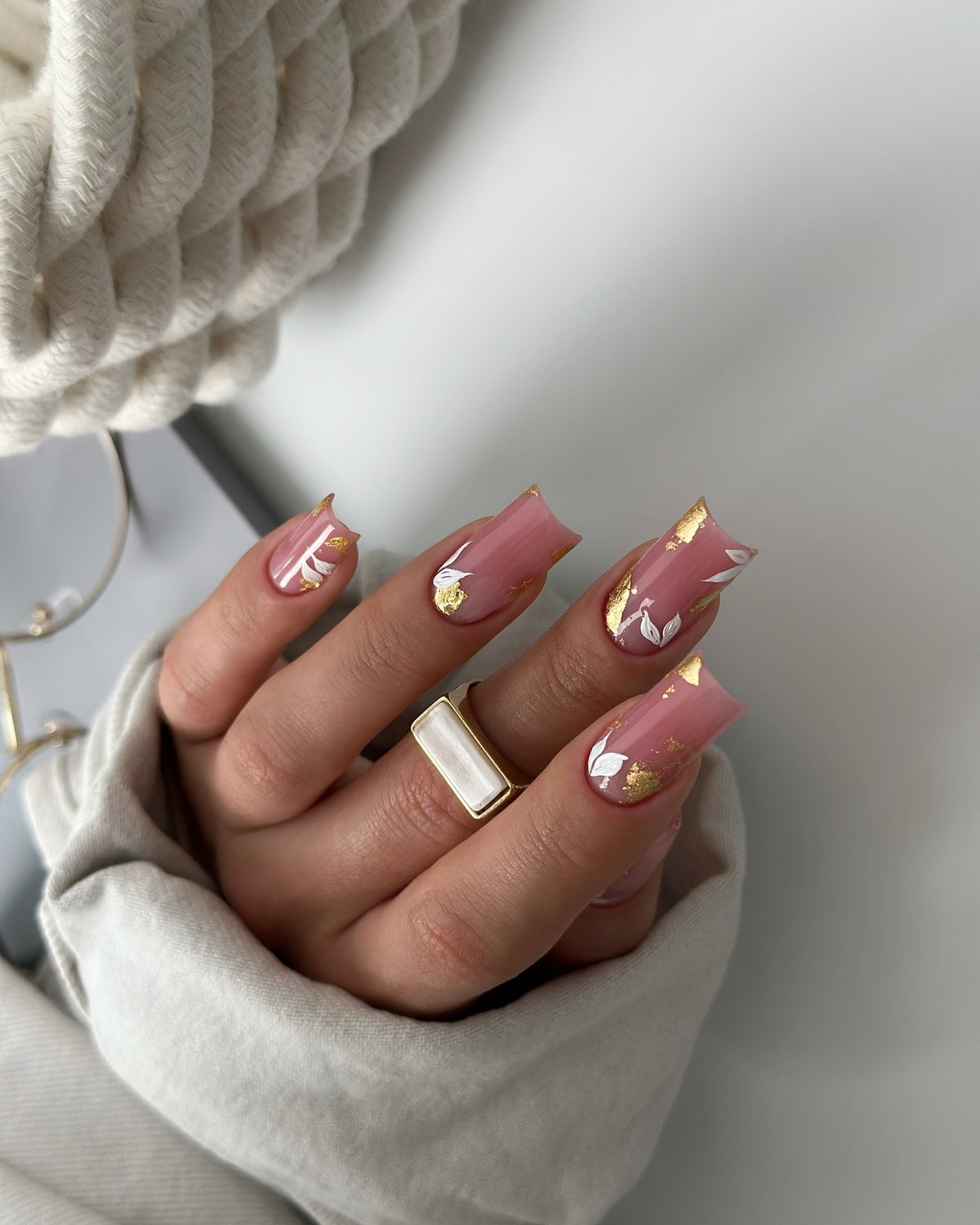 Новые тренды маникюра на лето 2026 – главные новинки сезона