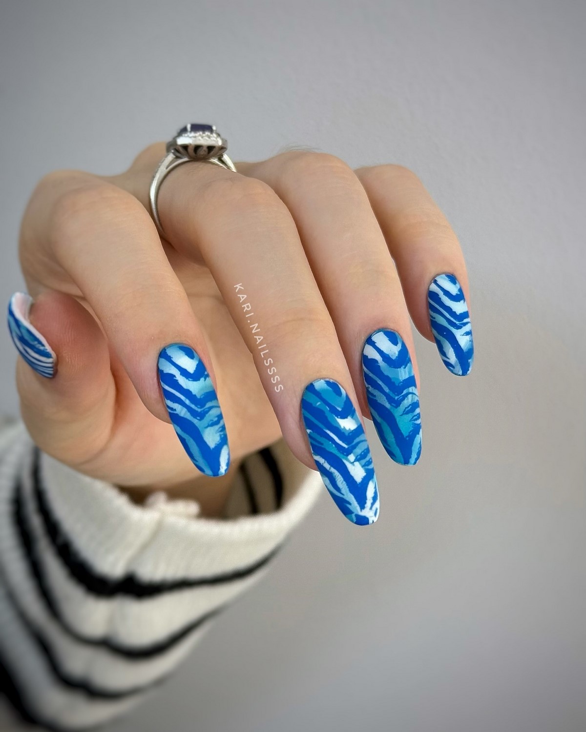 Тренды маникюра в июне 2026: модные дизайны лета