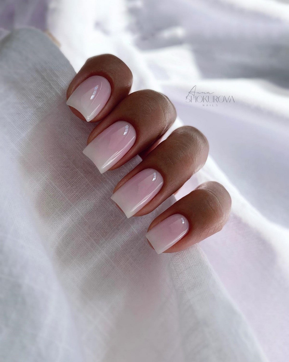 Тренды маникюра в июне 2026: модные дизайны лета