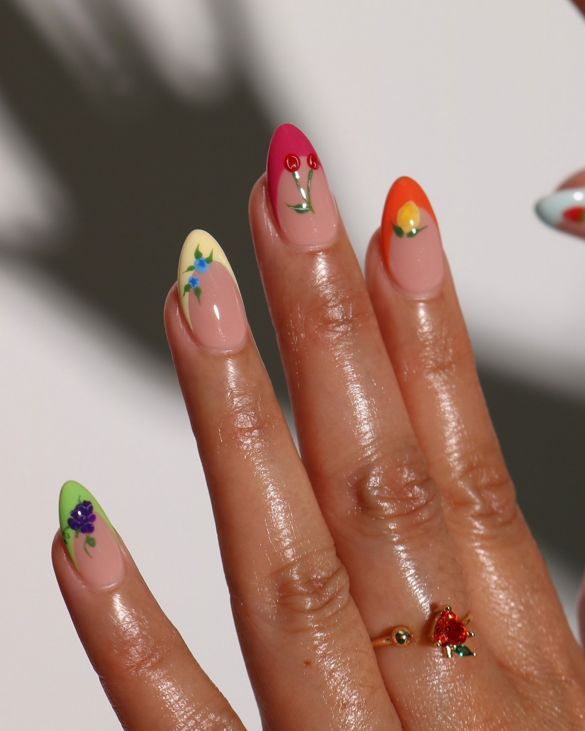 Новые тренды маникюра на лето 2026 – главные новинки сезона