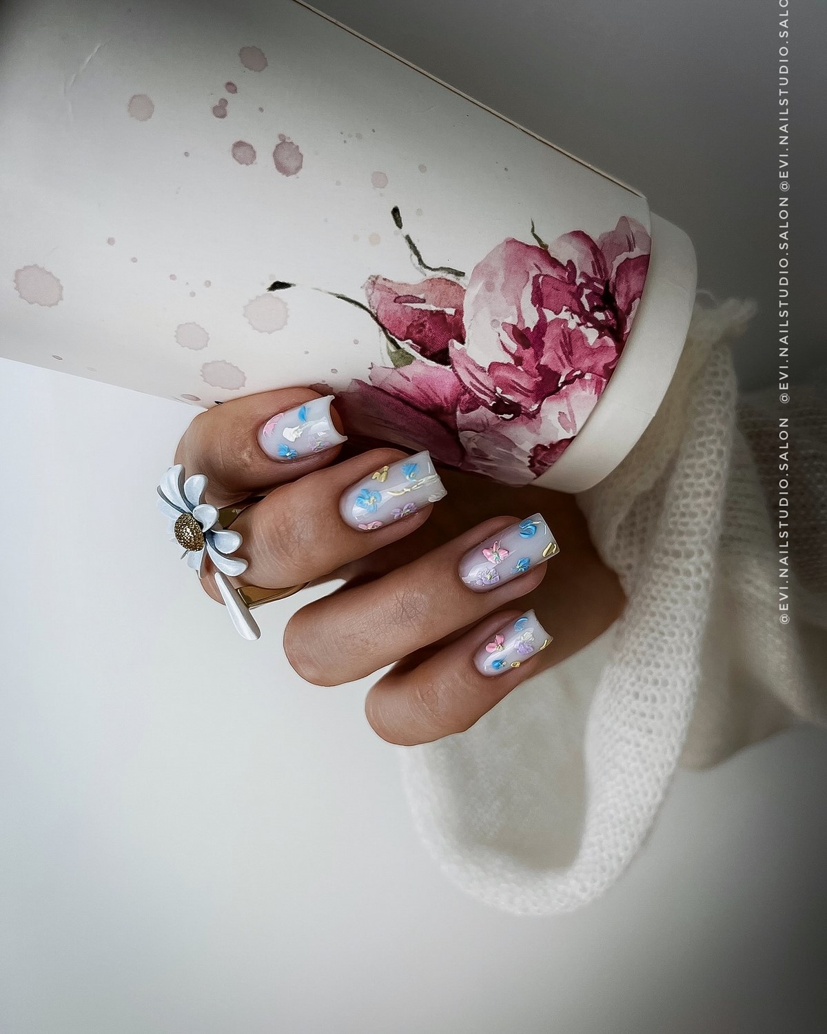 Новые тренды маникюра на лето 2026 – главные новинки сезона