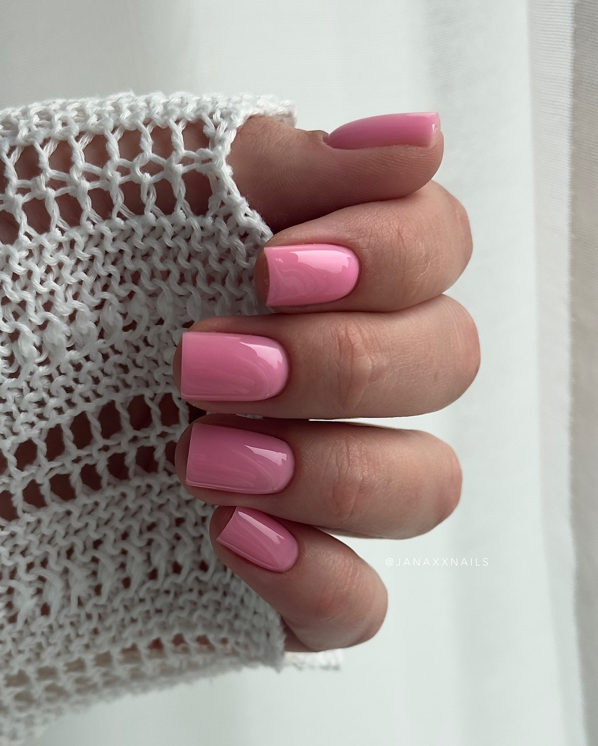 Новые тренды маникюра на лето 2026 – главные новинки сезона