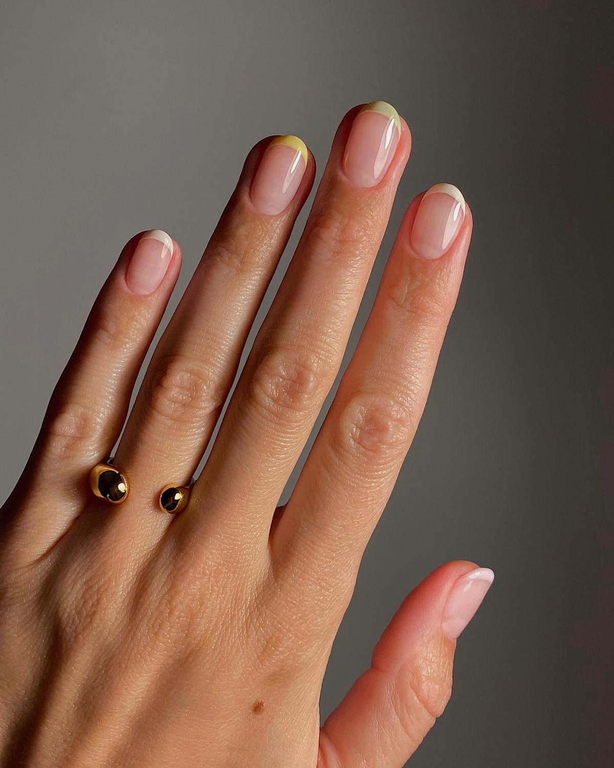 Новые тренды маникюра на лето 2026 – главные новинки сезона