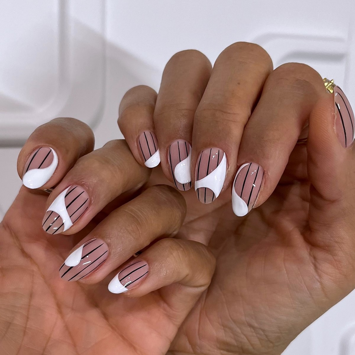 Новые тренды маникюра на лето 2026 – главные новинки сезона